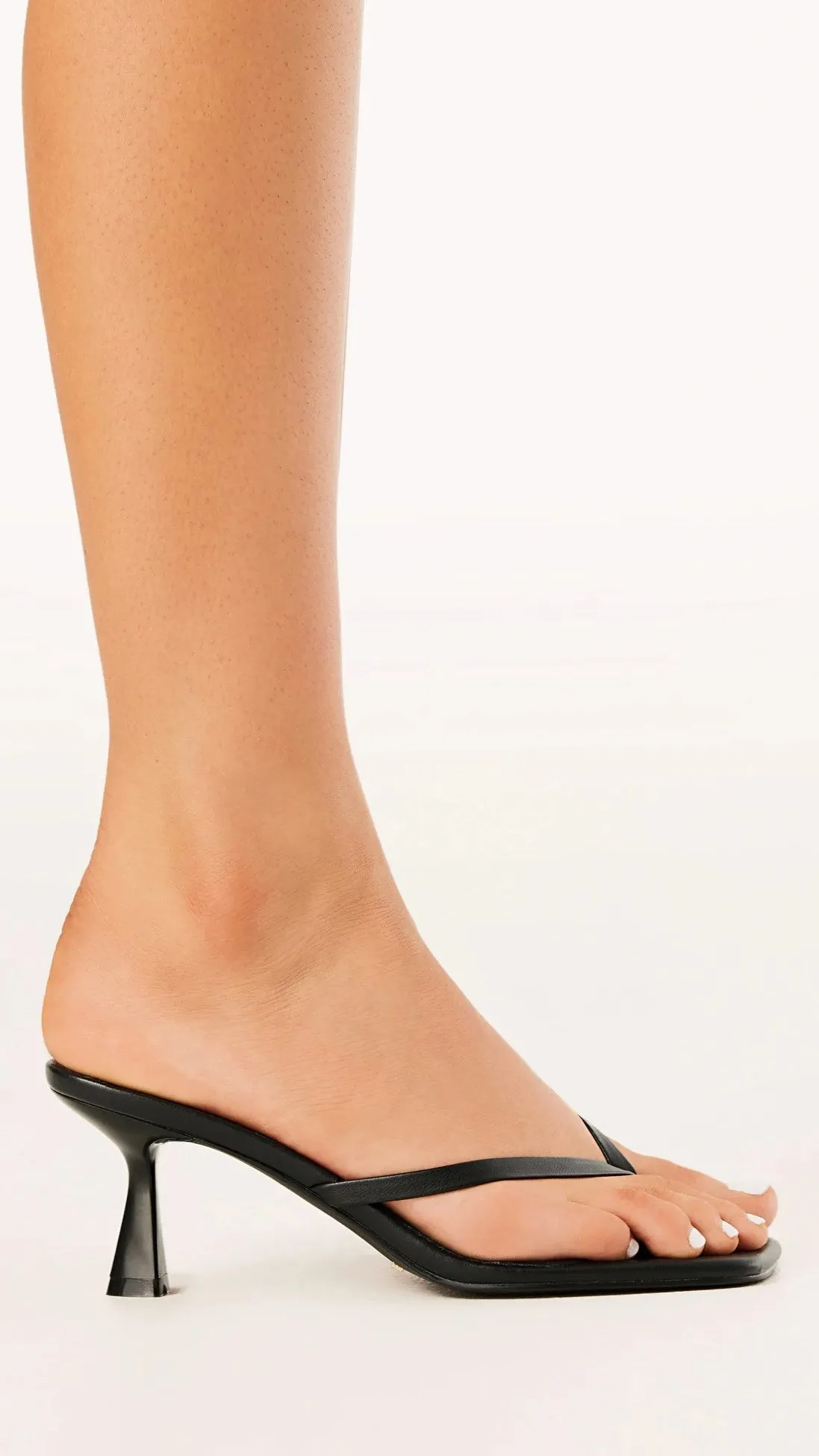 Xami Heel - Black Wide Step Trendy Boots