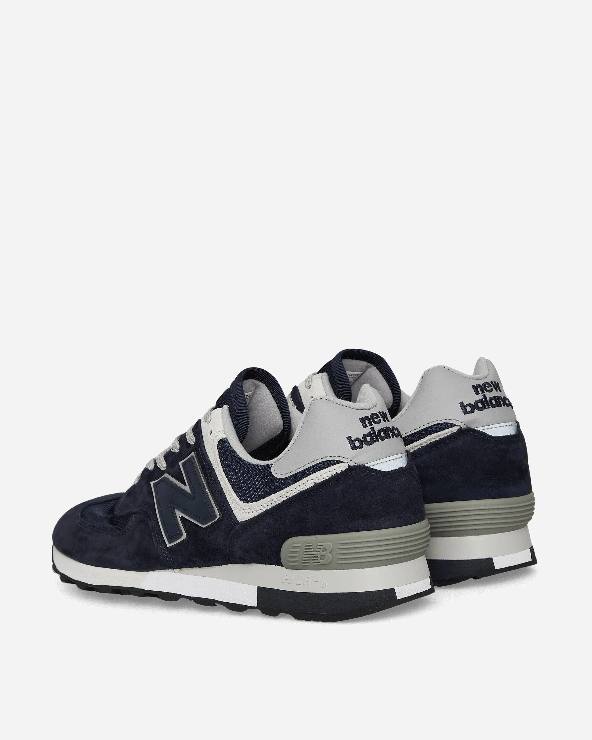 MADE in UK 576 Sneakers Navy Simple Vibe Round Toe