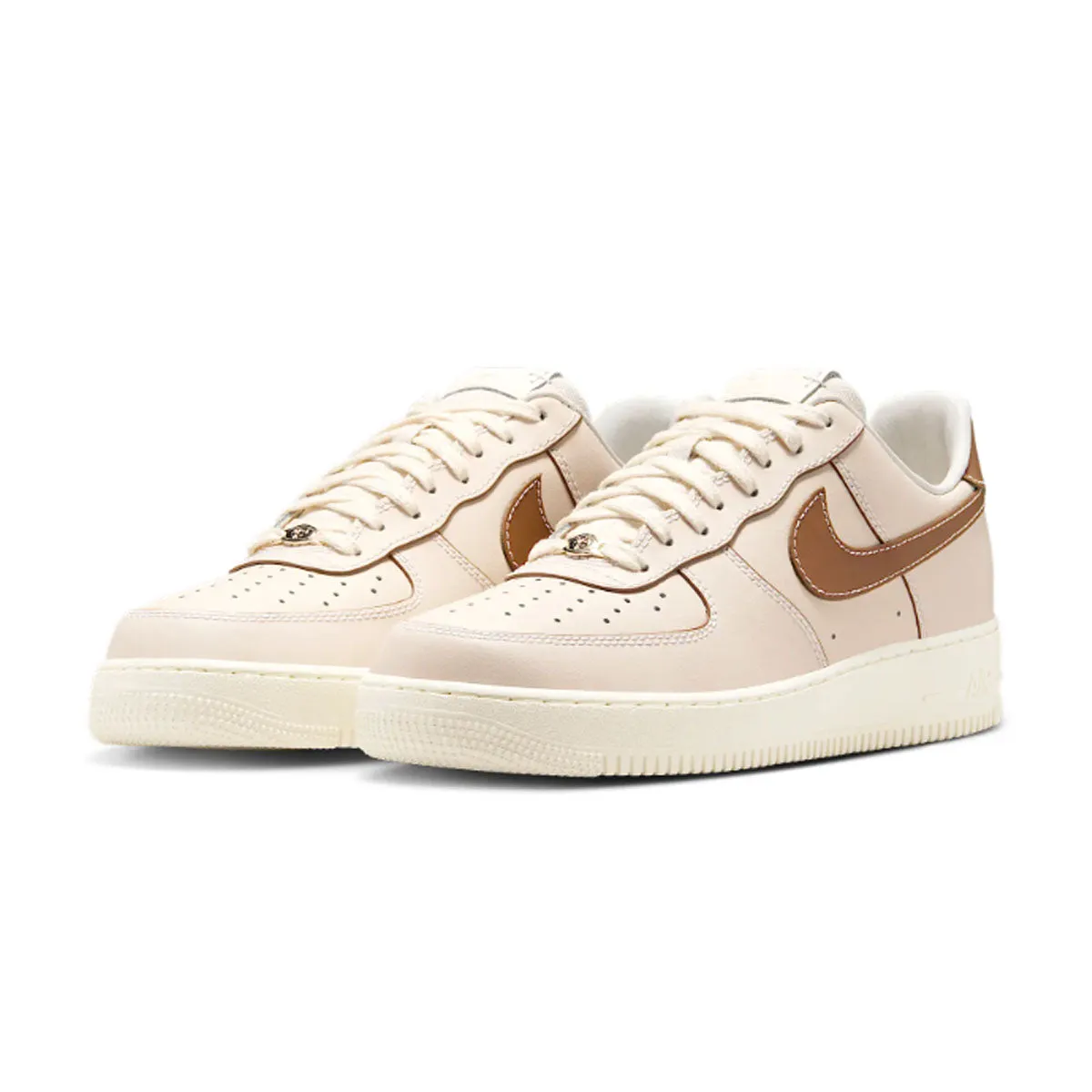 Air Force 1 '07' 'Pearl White Pale Ivory' Low Use Flexible Ride