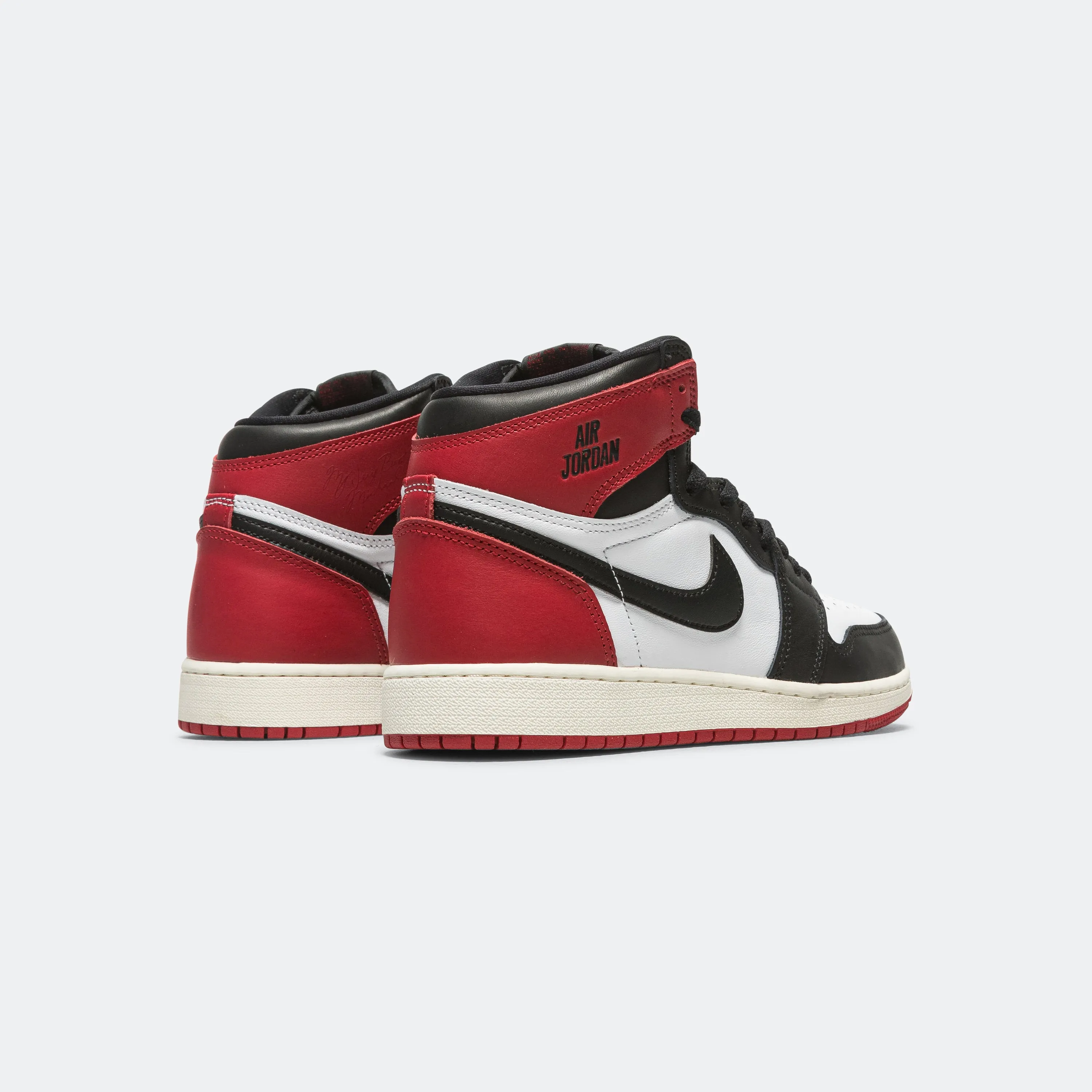 Sneaker Collections Thermal Regulation Layer Air Jordan 1 Retro High OG (GS) - White/Black-Varsity Red-Sail