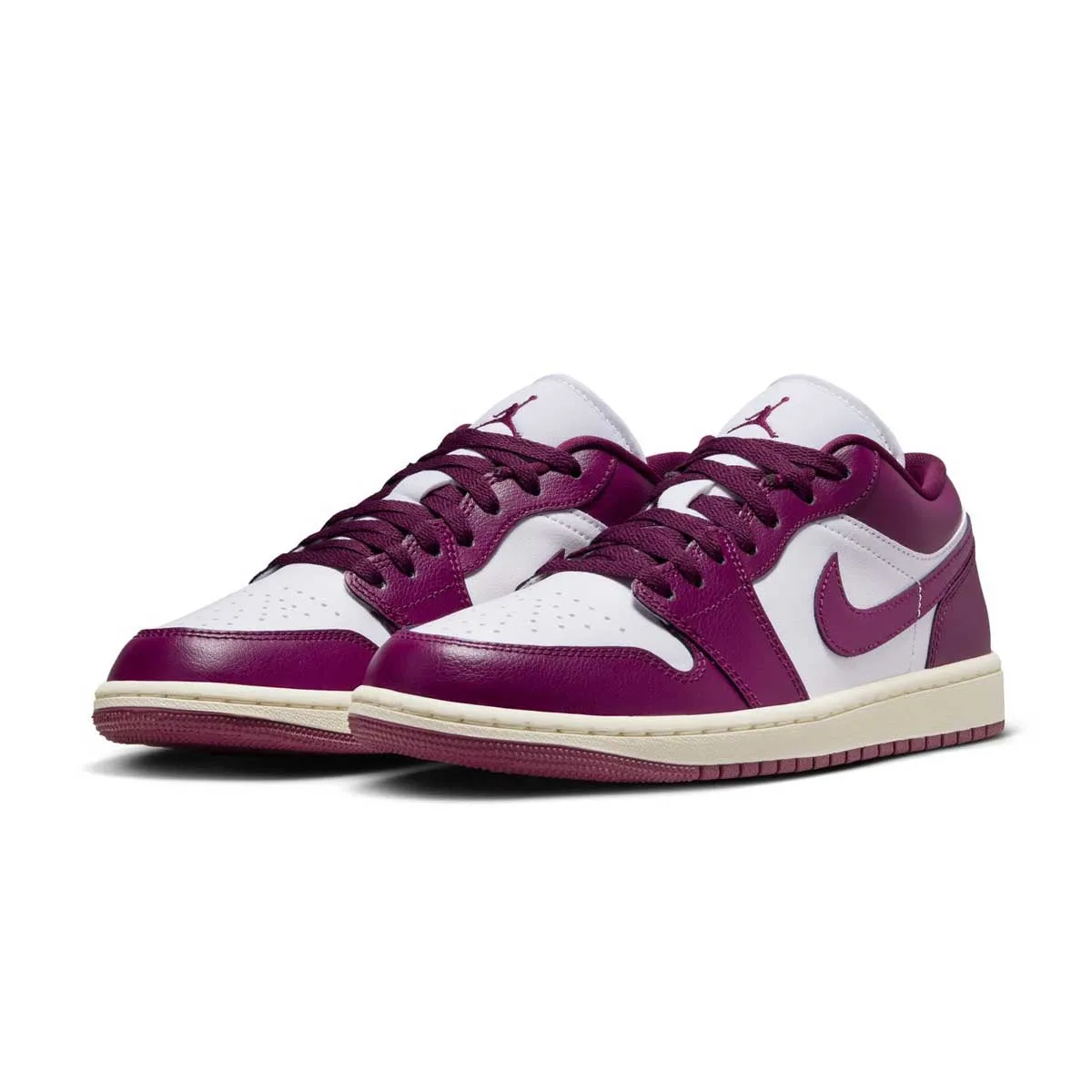 Wmns Air Jordan 1 Low 'Fireberry' Bare Wear Step Light