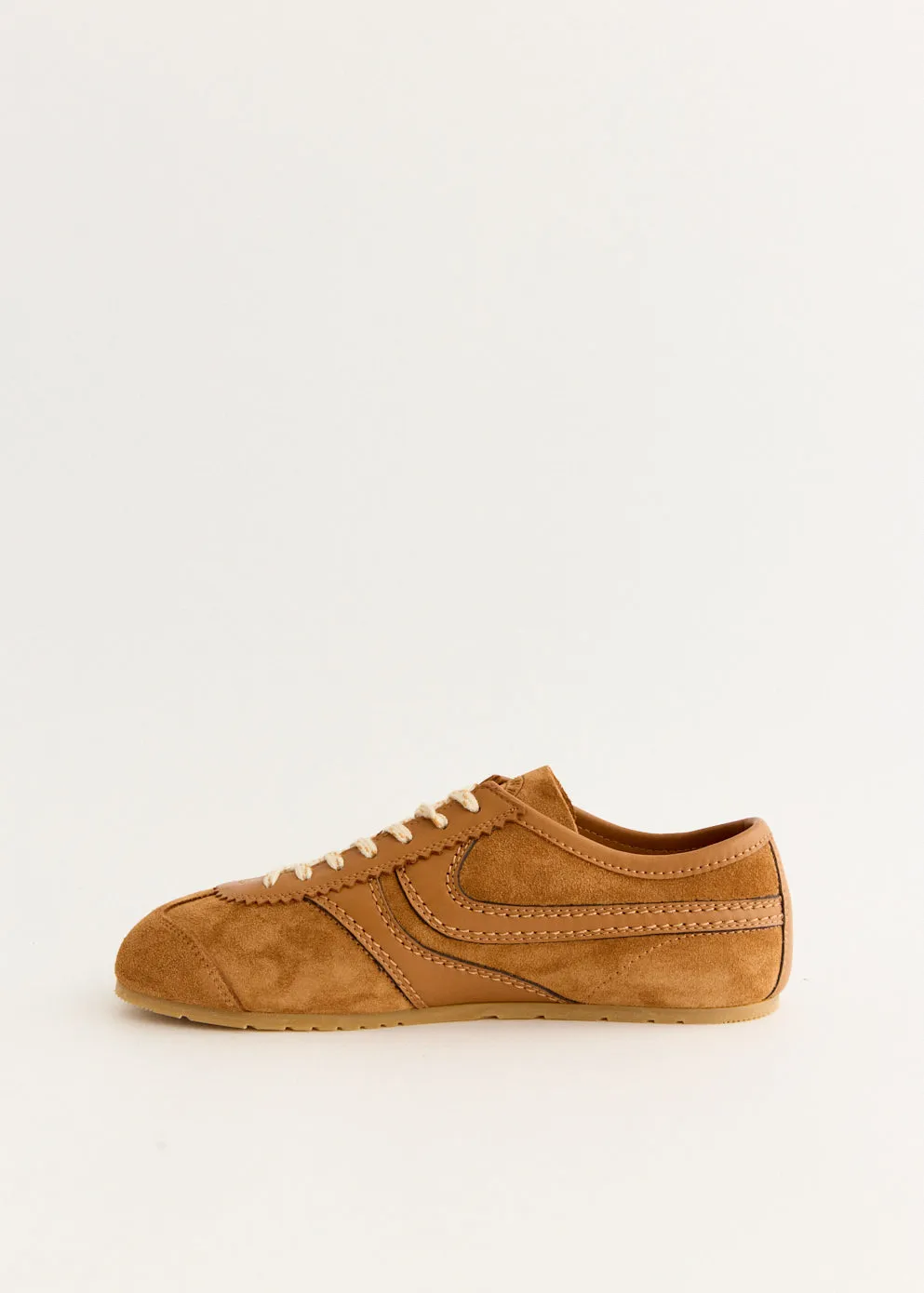 Suede Sneakers Urban Trek Mid Top