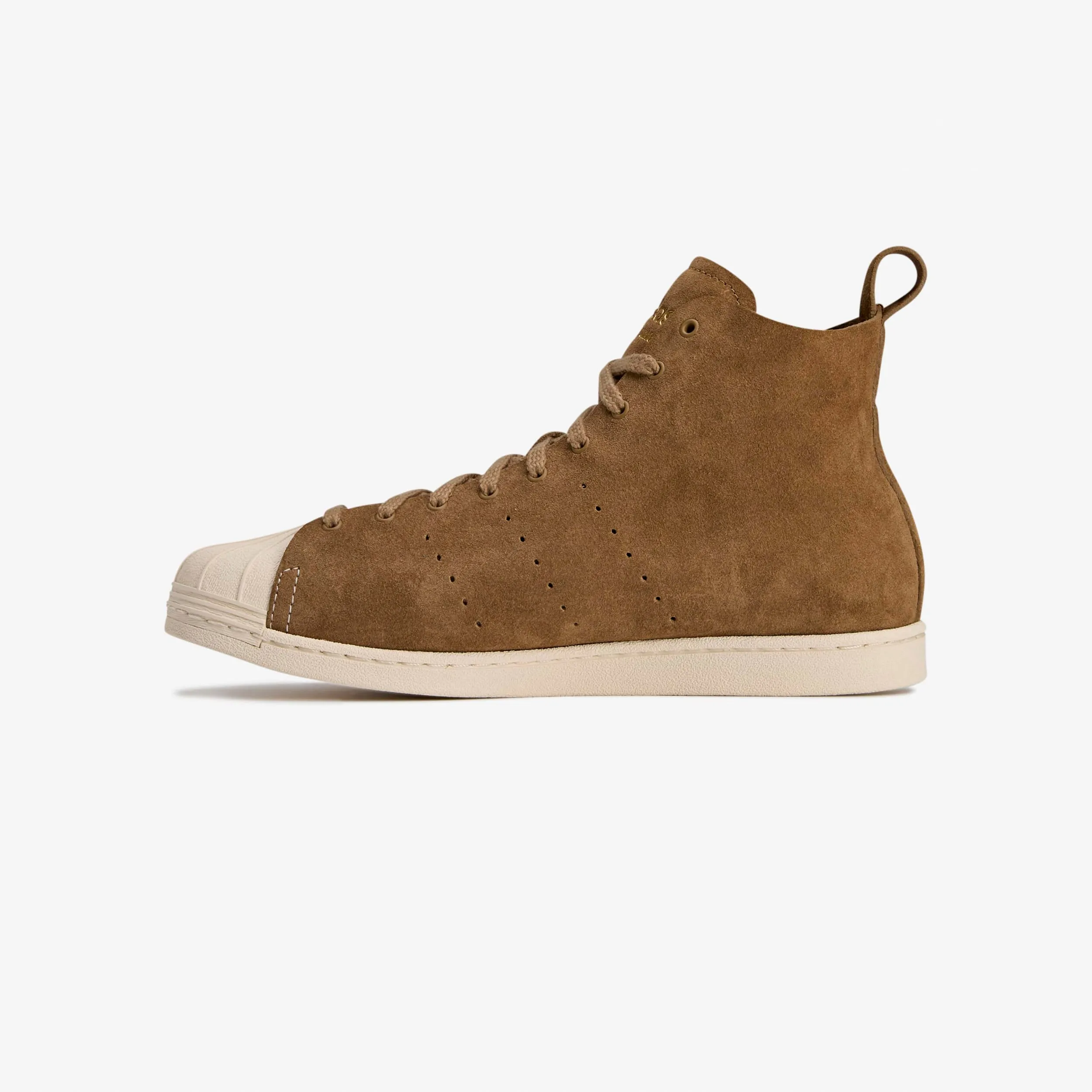 Responsive ride Superstar Hi x Wales Bonner