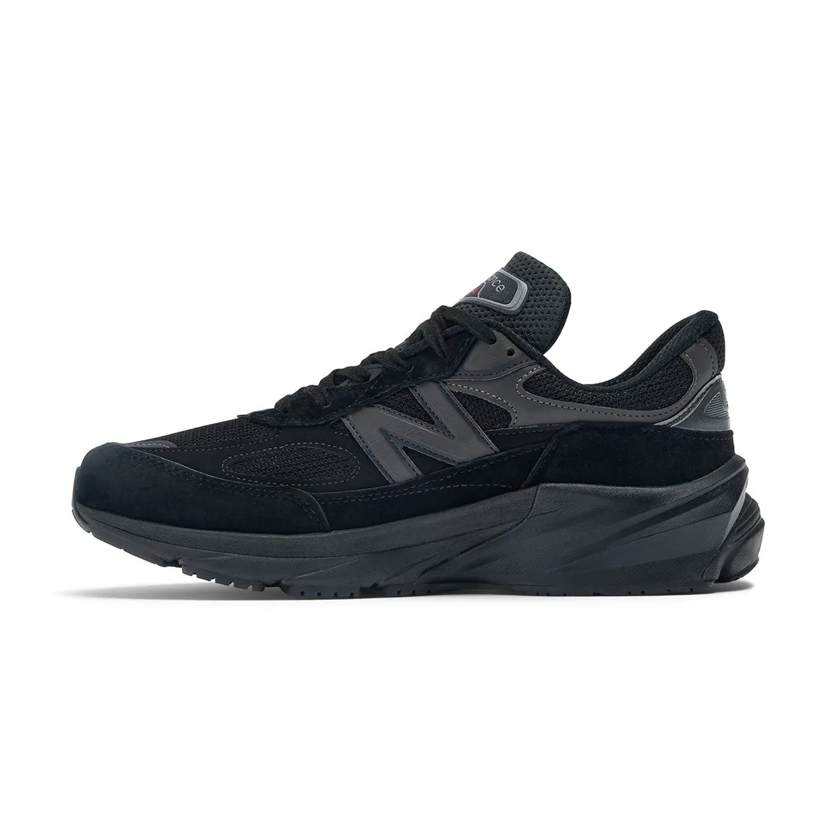 in USA 990v6 'Triple Black' Festival Step