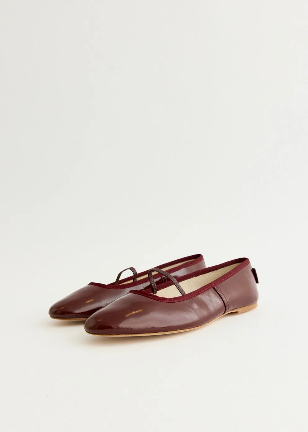 Fast Walk Drive Friendly Swan Ballet Flats