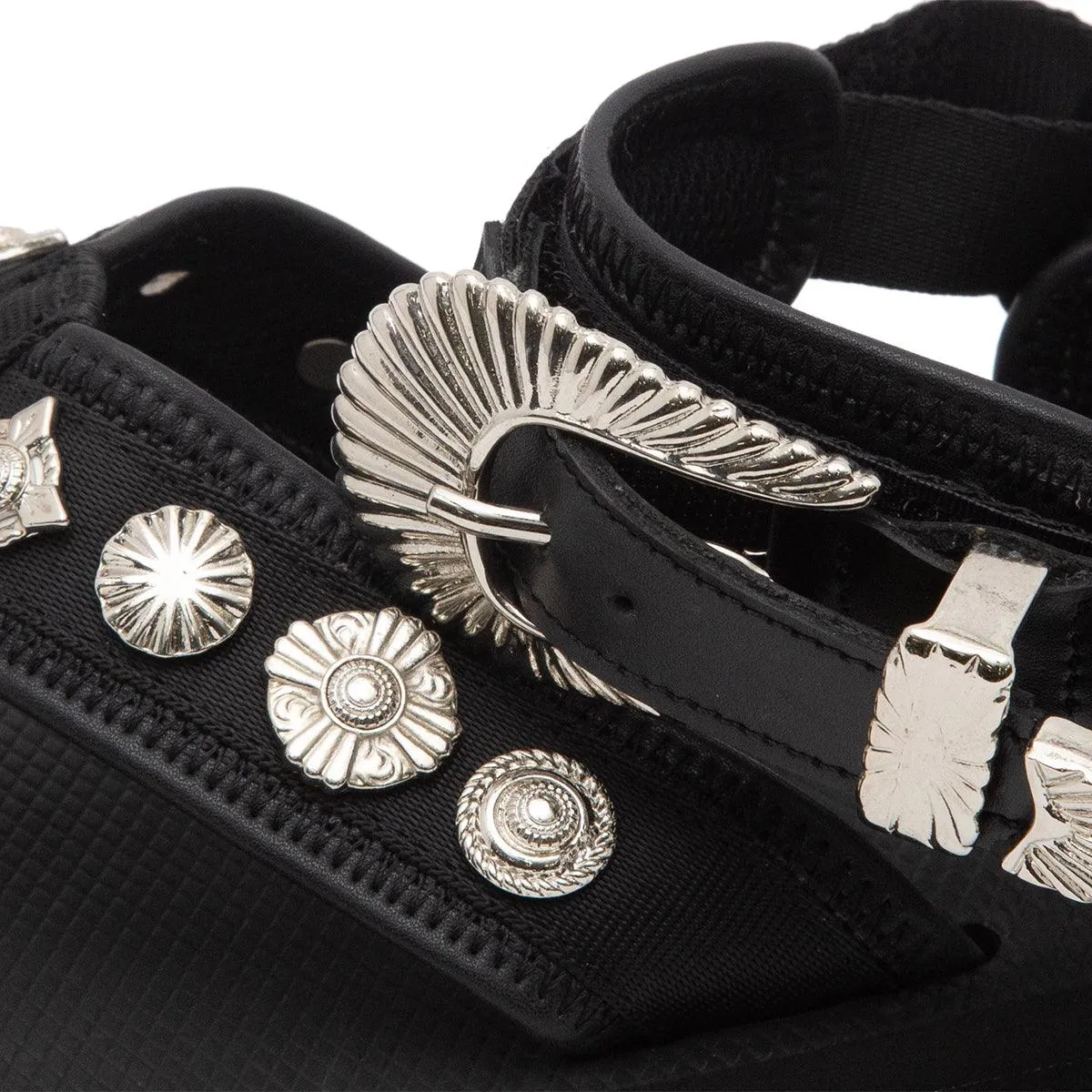   Toga Virilis TONO 'Black' Low Cut Prostration