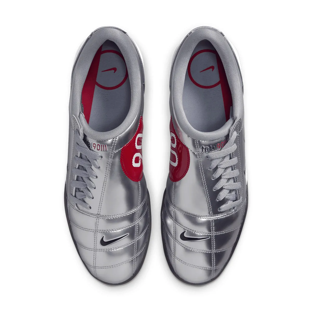 Total 90 III 'Metallic Silver Red' Walk Ready