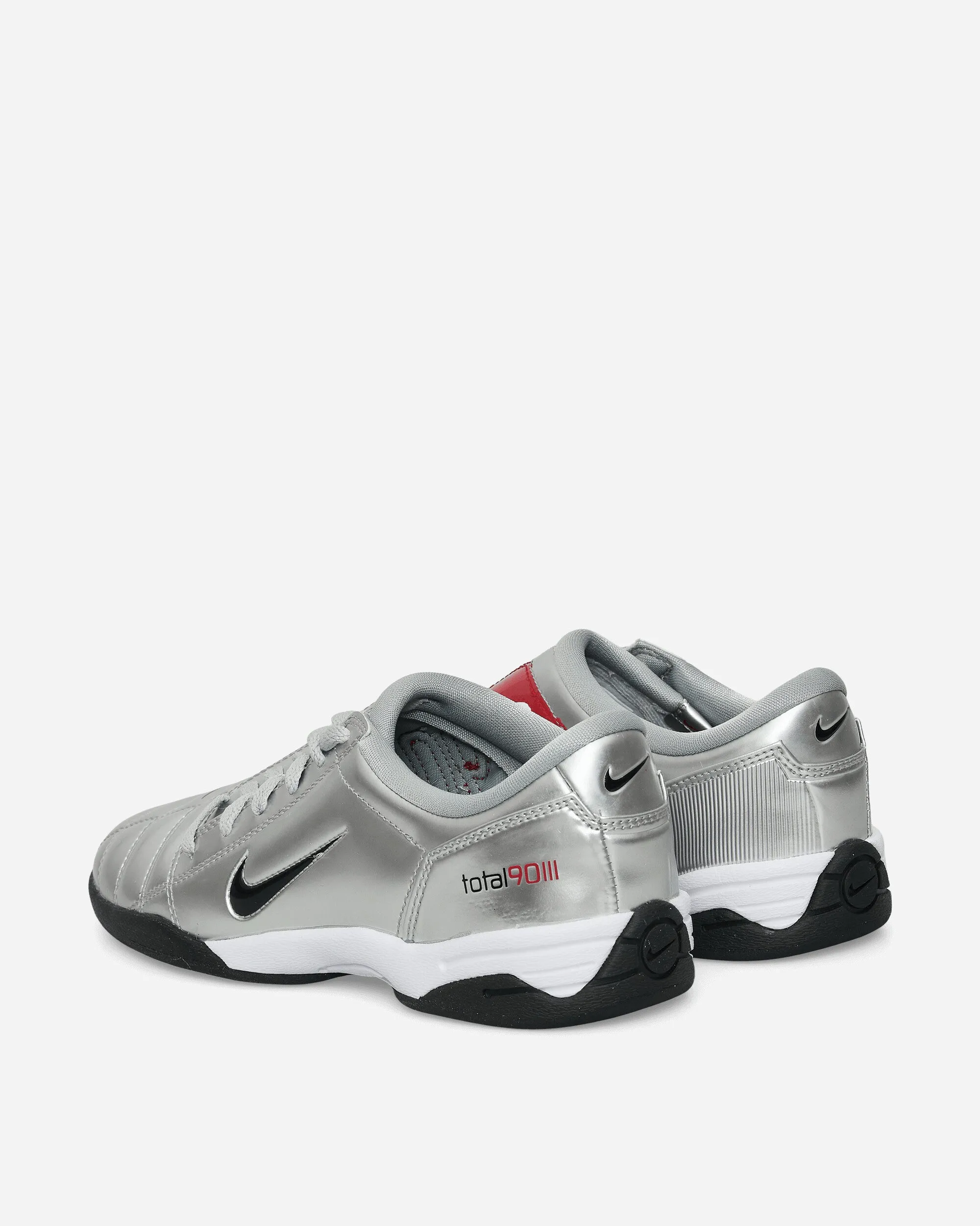 Total 90 Sneakers Metallic Silver / Black Travel Light Freedom Fit