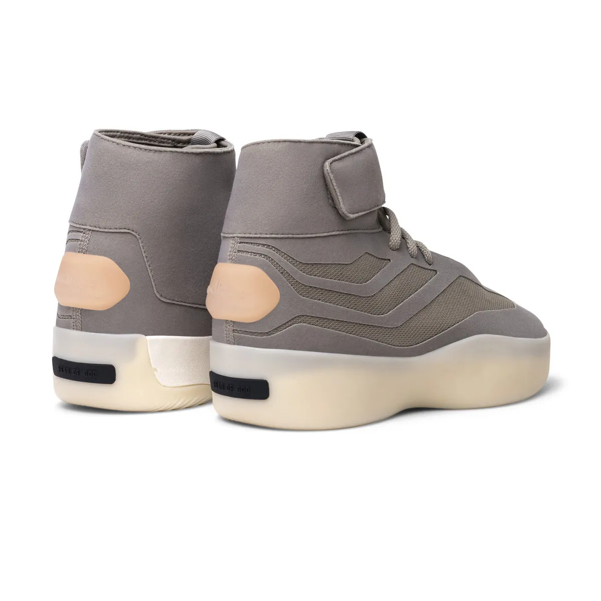 Quick Adaptation Thermoregulating Layers   Fear Of God Athletics II Basketball 'Putty'