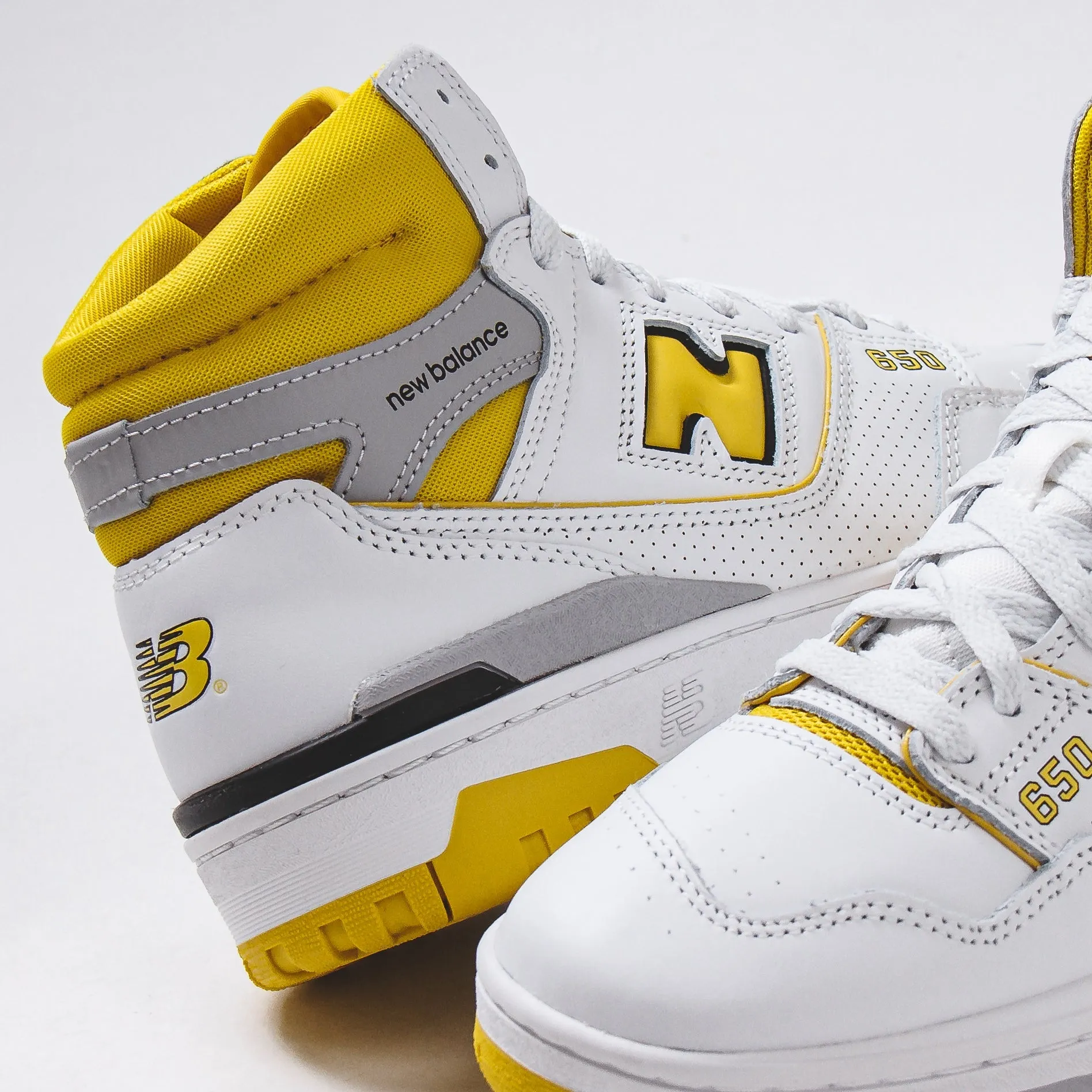 New Balance Men 650R White BB650RCG Racing