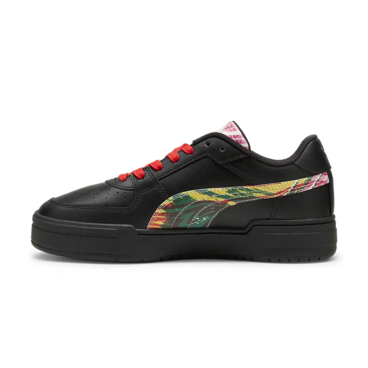 Subtle Tread   Scuderria Ferrari CA Pro 'Puma Black'