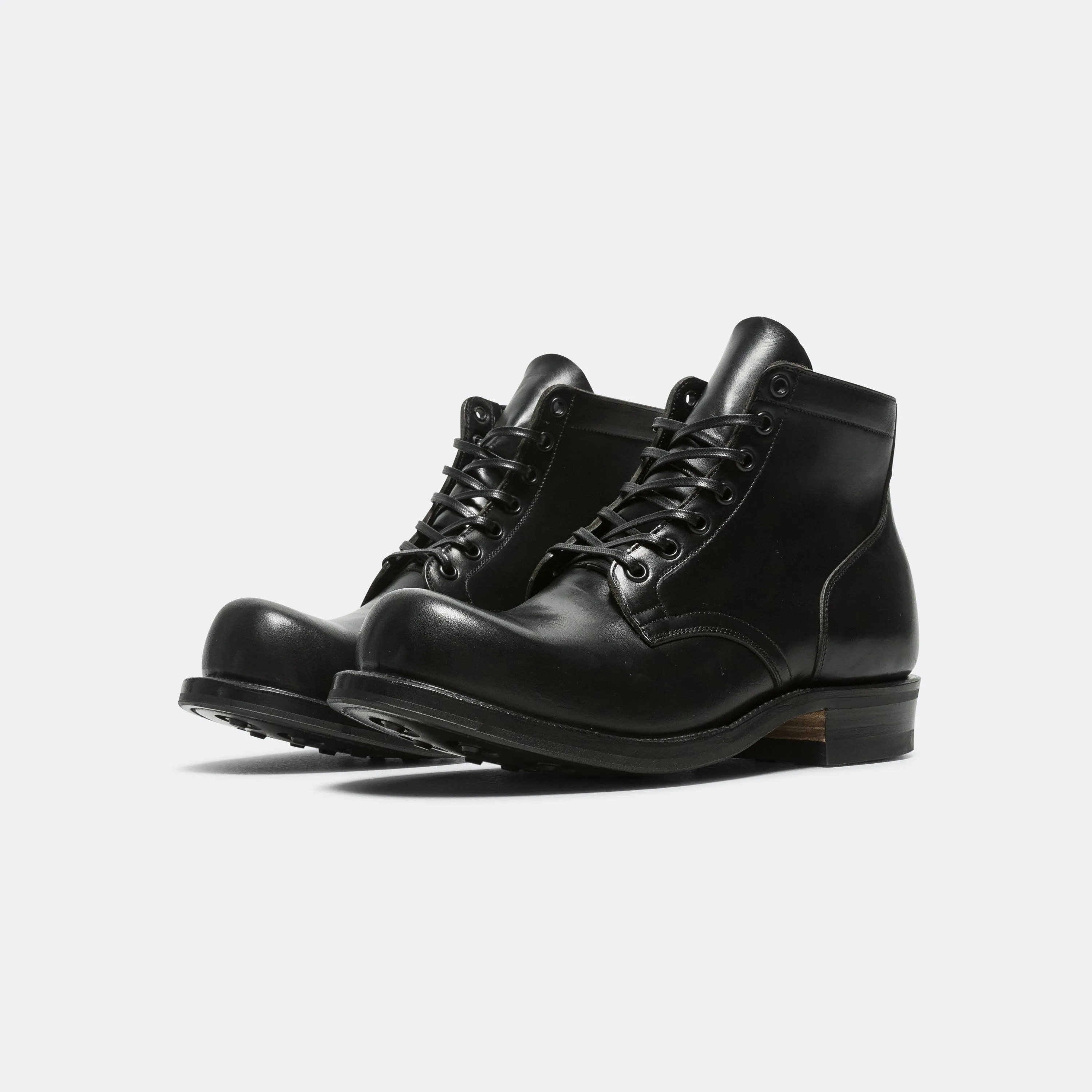 Run Errand Secure And Comfortable Service Boot 310 - Black Chromexcel