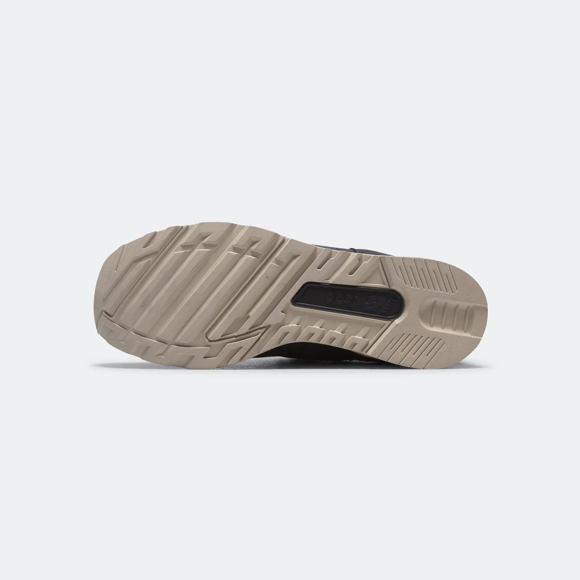 Slip Zone Hyperlock Heel Counter U1500VNV
