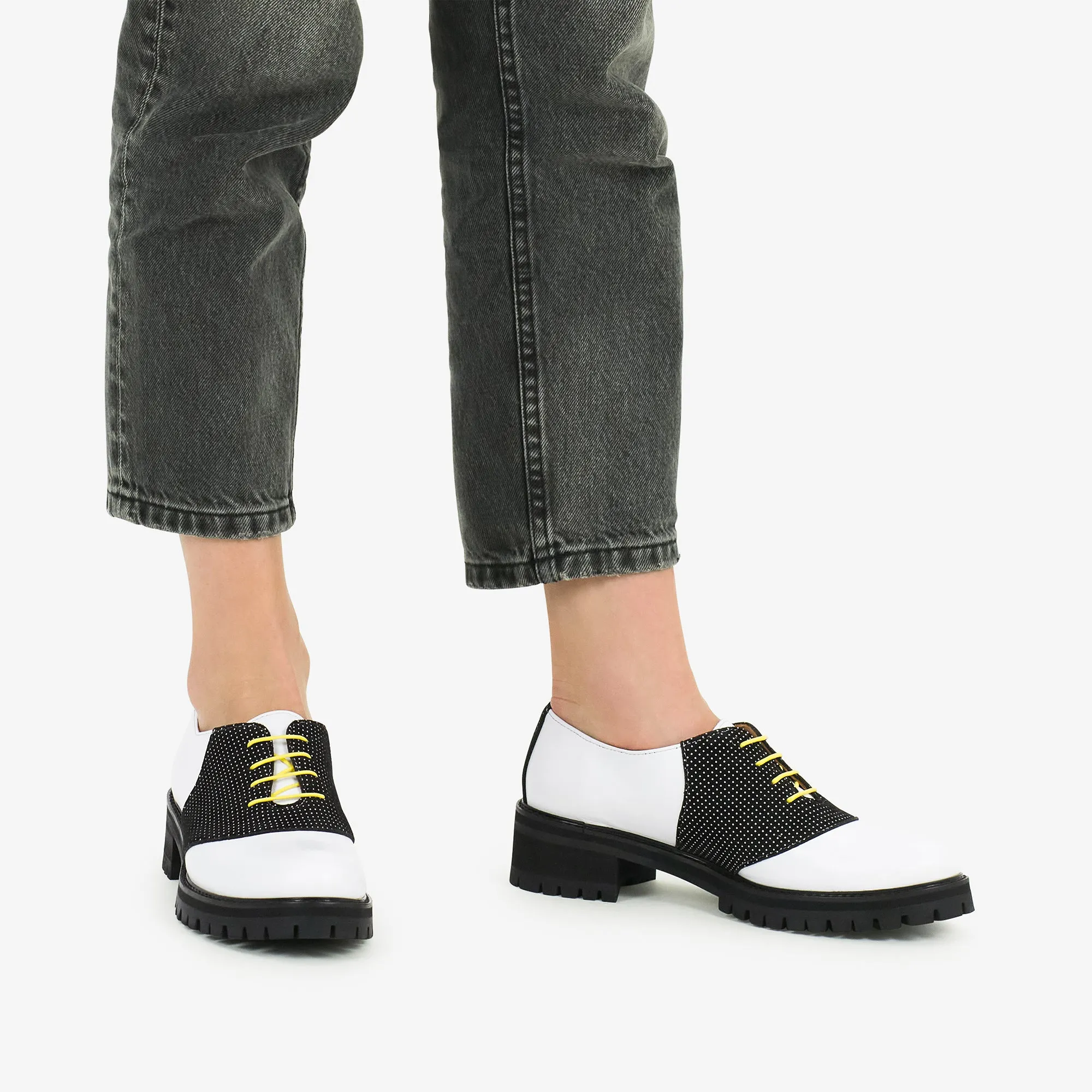 Stoker - Saddle Shoes Sophisticated Comfort