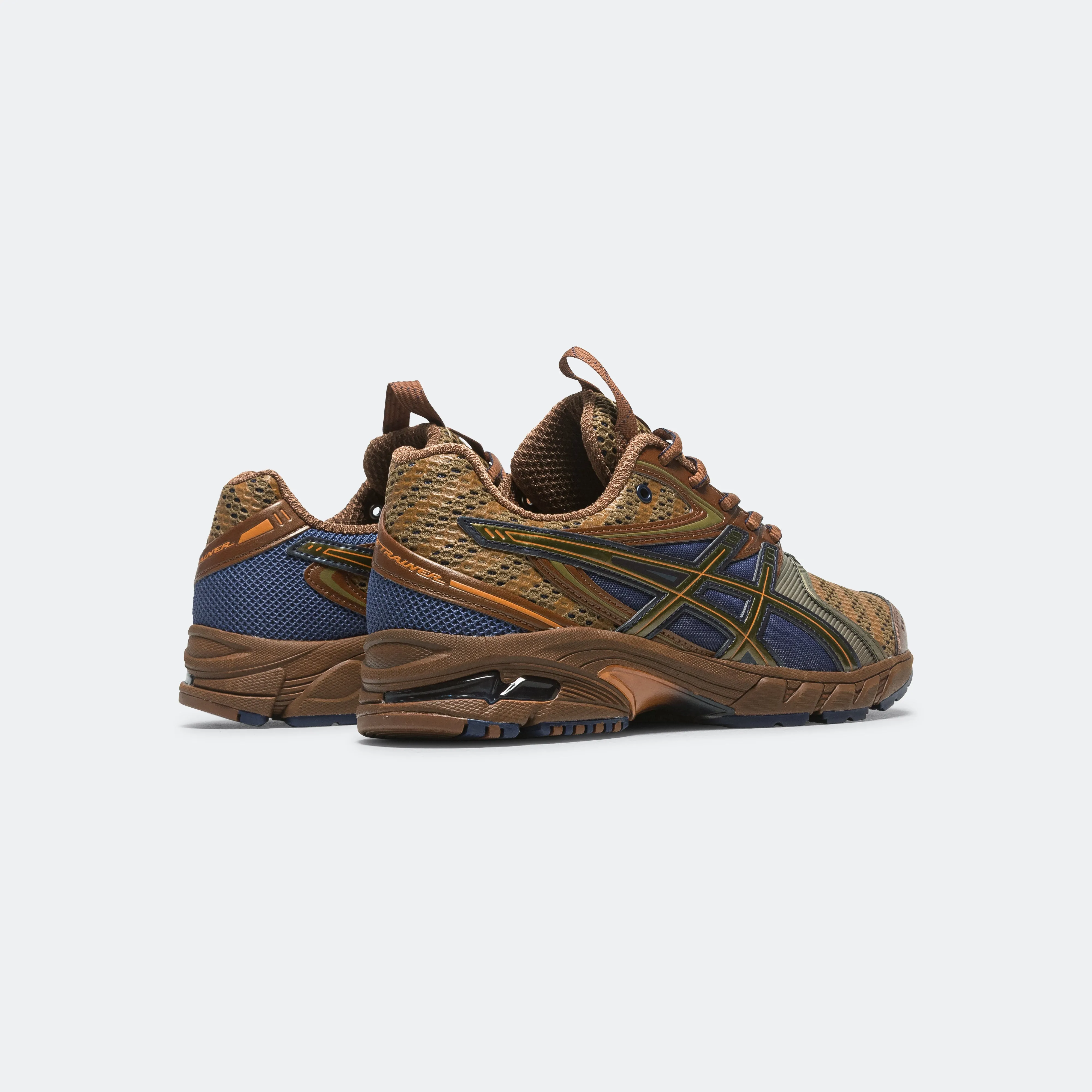 UB9-S GEL-DS Trainer 14 - Desert Camp/Piquant Orange Step Cushion