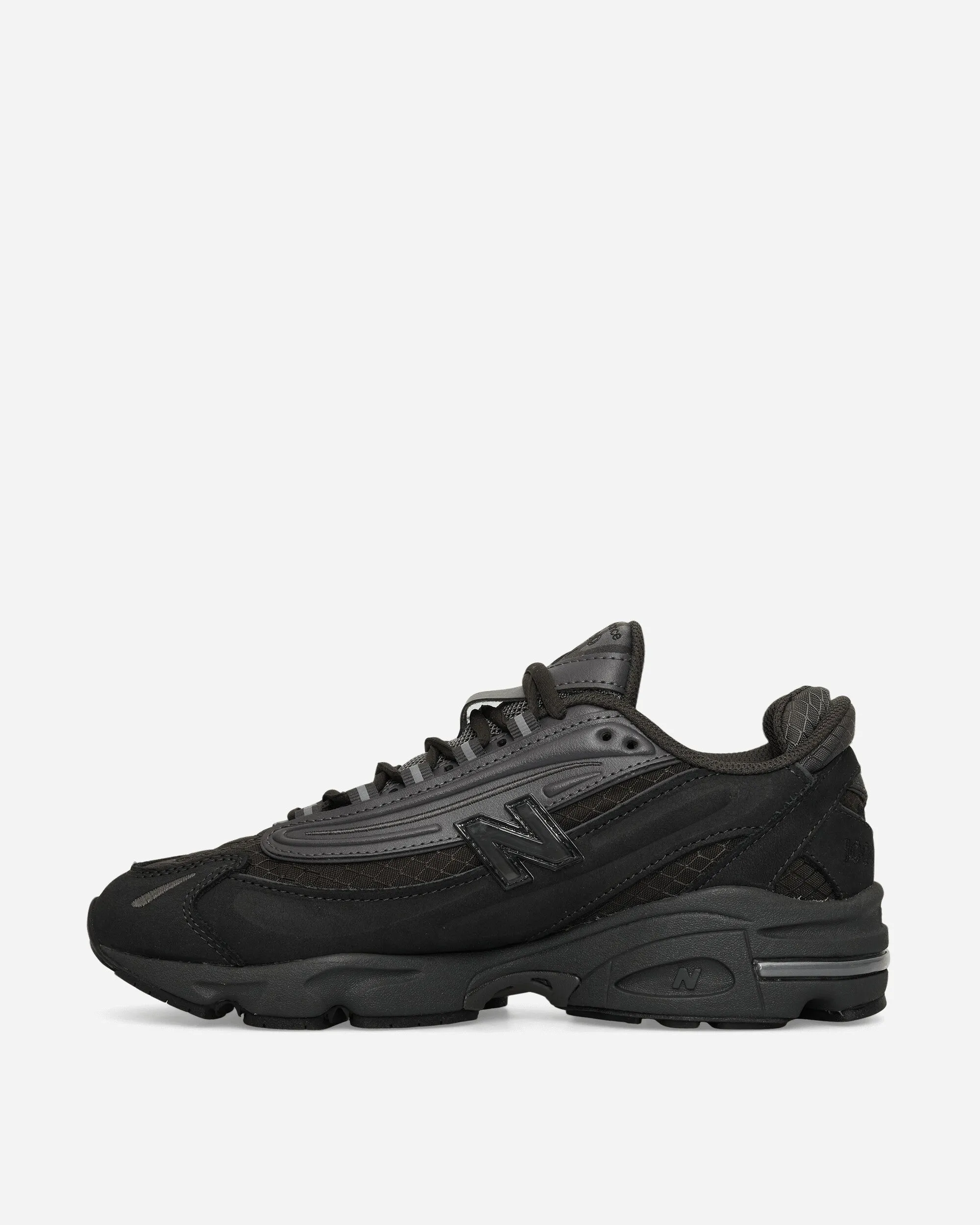 1000 Sneakers Black Cement / Magnet On demand ShockAbsorbing