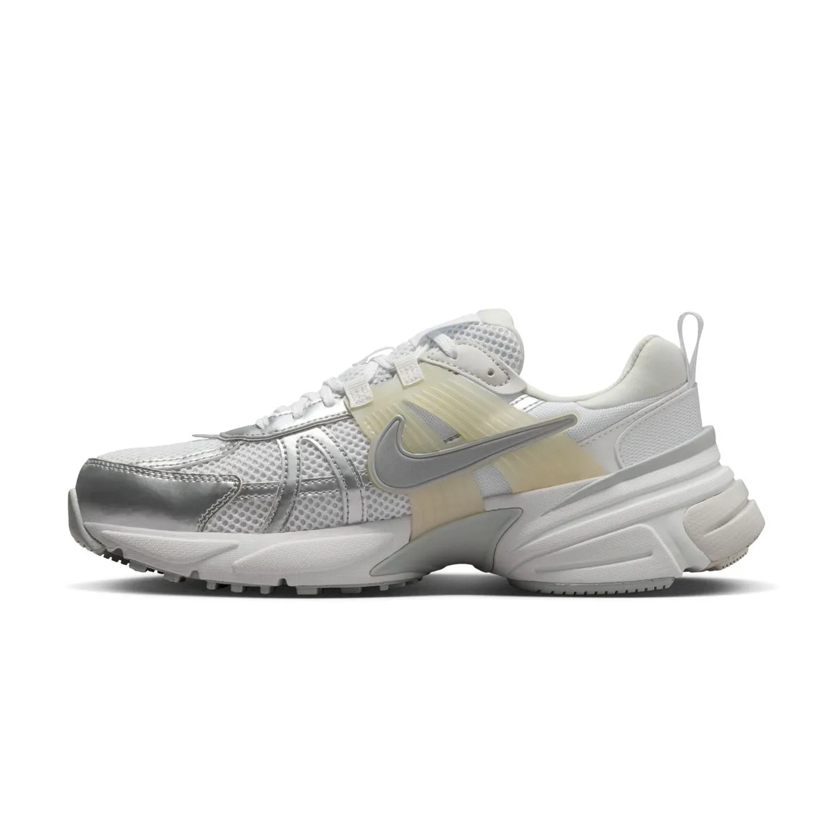 Walk Scene Wmns V2K Run 'Metallic Silver White'