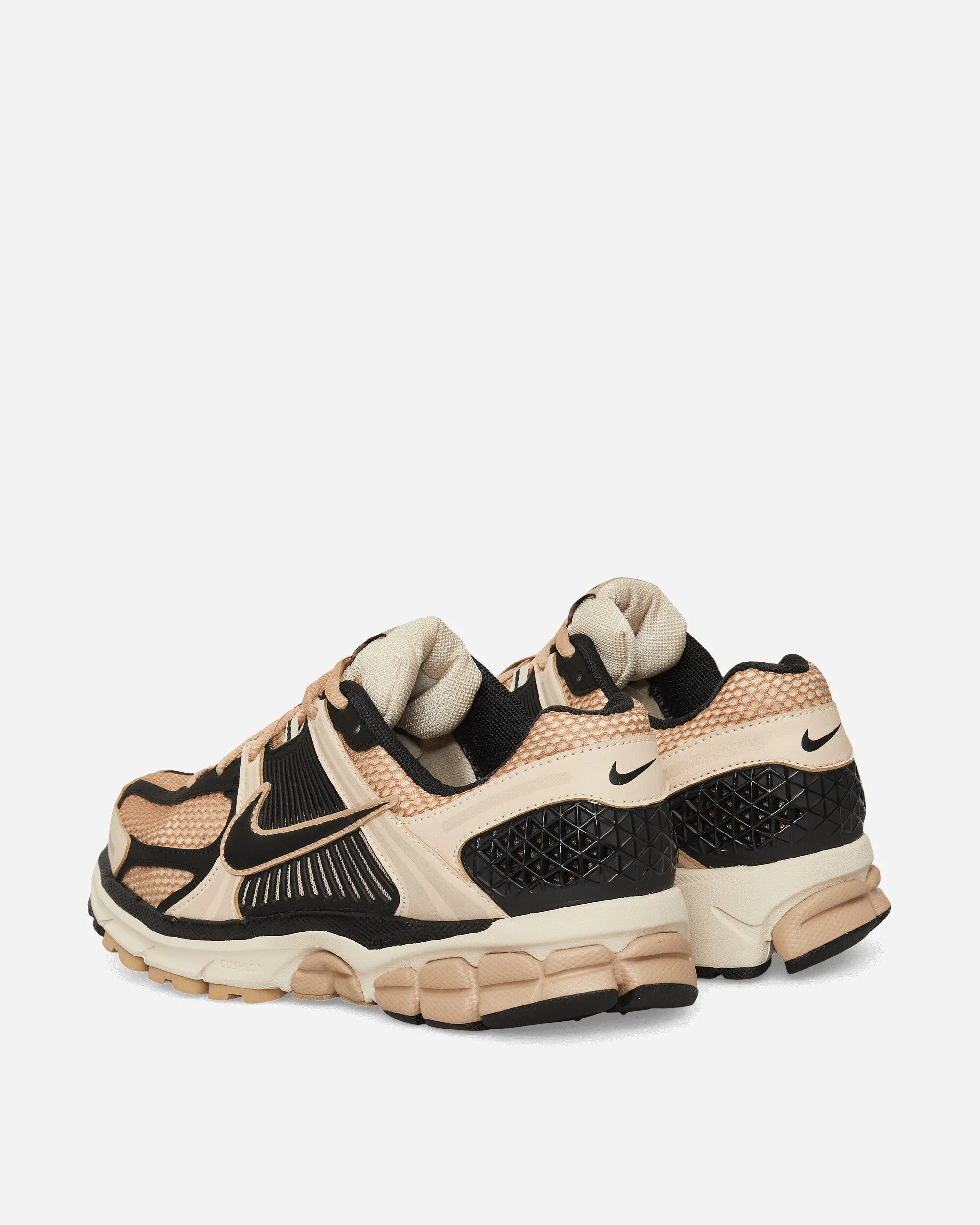 Women's Zoom Vomero 5 Sneakers Sanddrift / Black / Hemp Winter Vibe