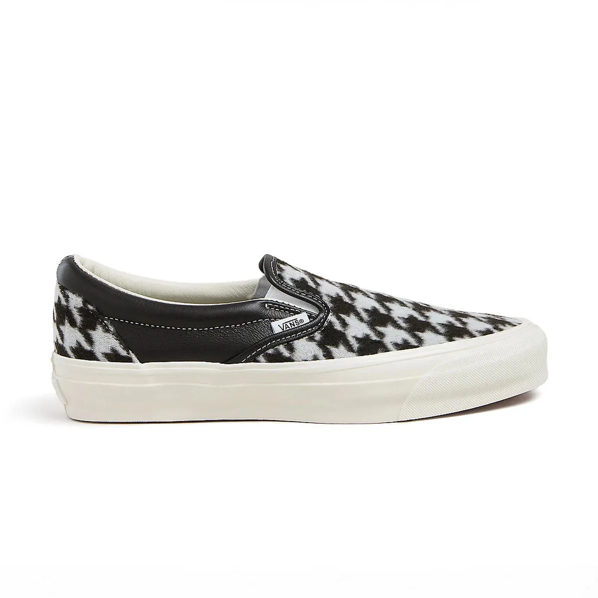 Premium Slip-on 98 'Black' Ultra light