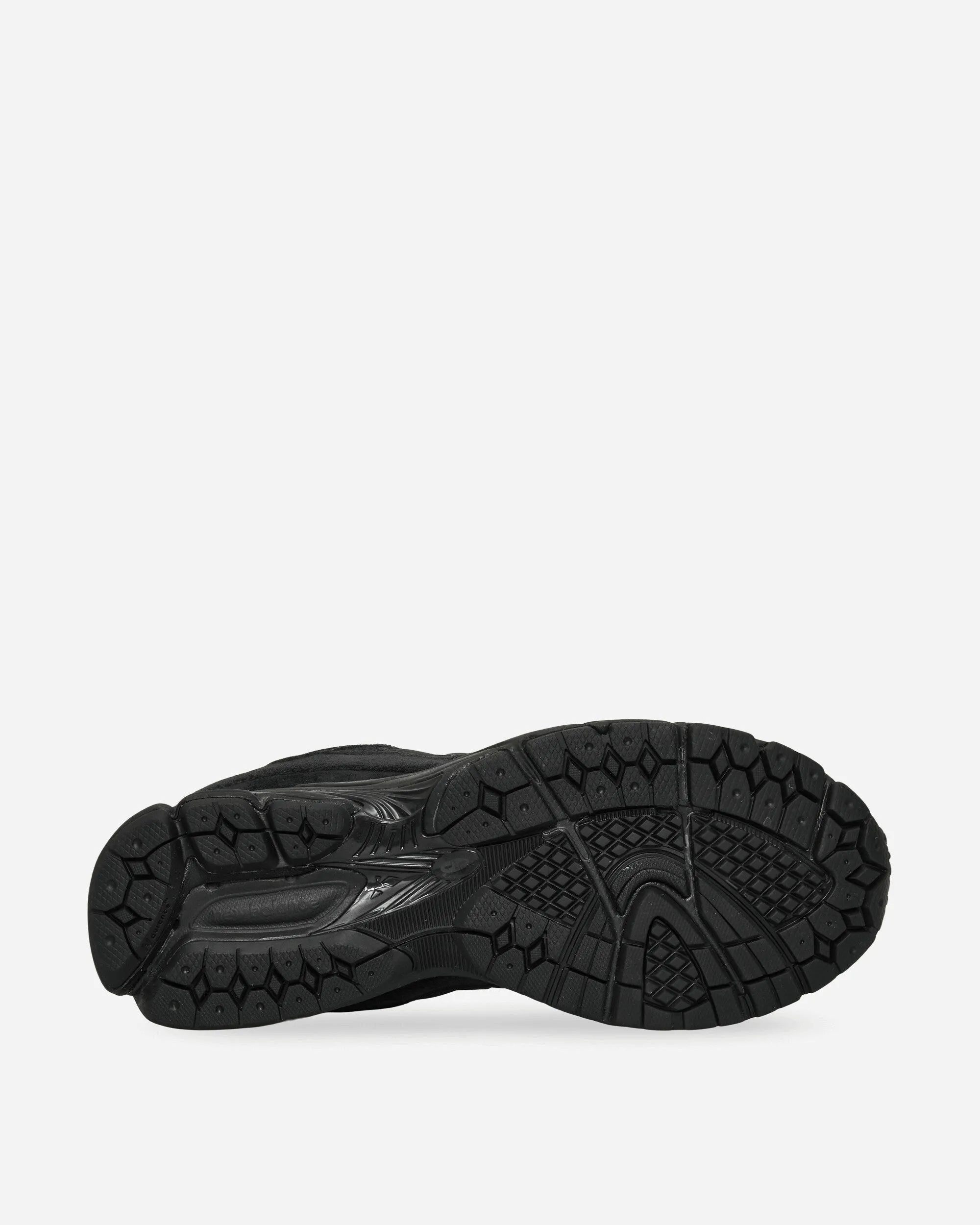 2002R Sneakers Black / Black Cement Meadow Run
