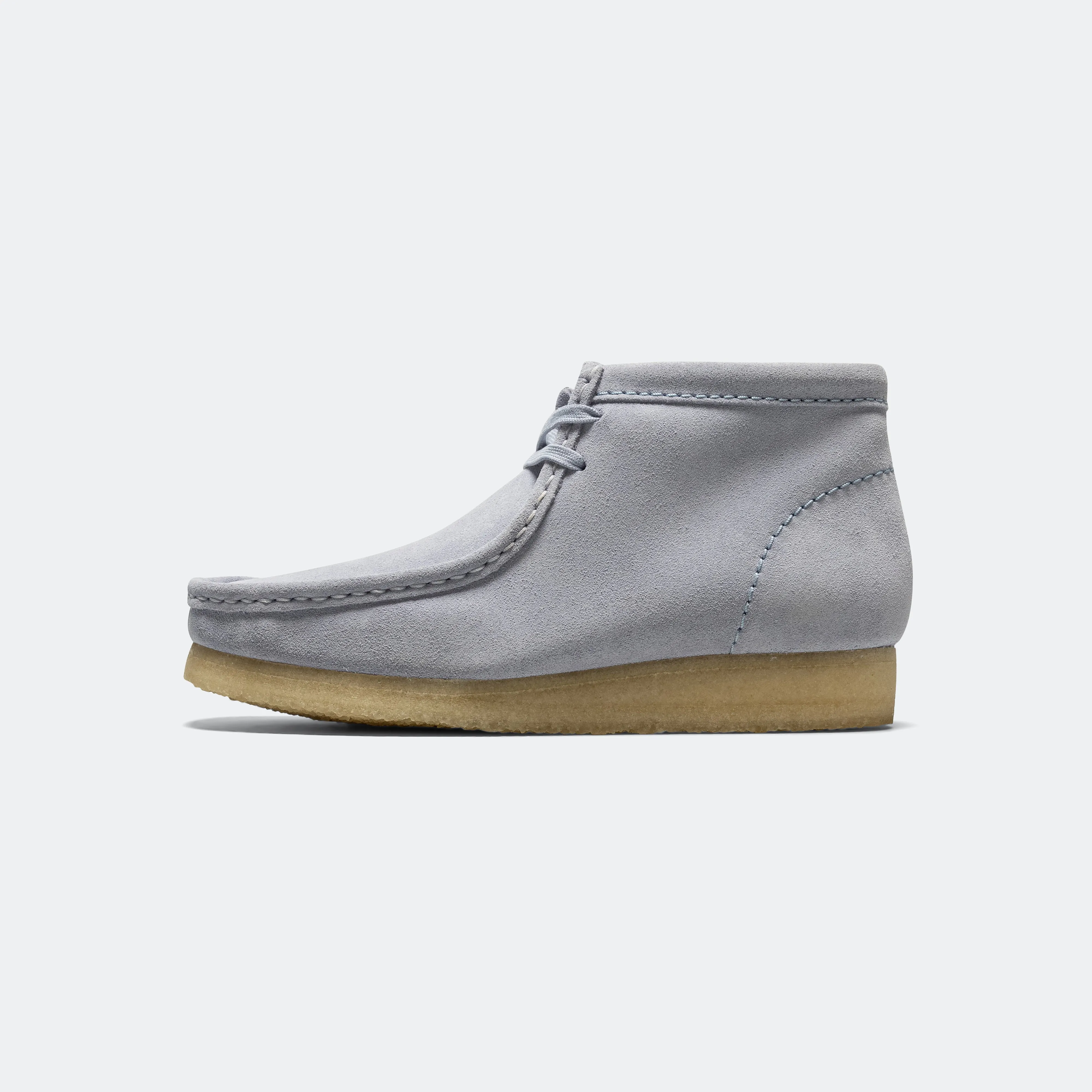 Slip-resistant ease Wallabee Boot - Cloud Grey Suede