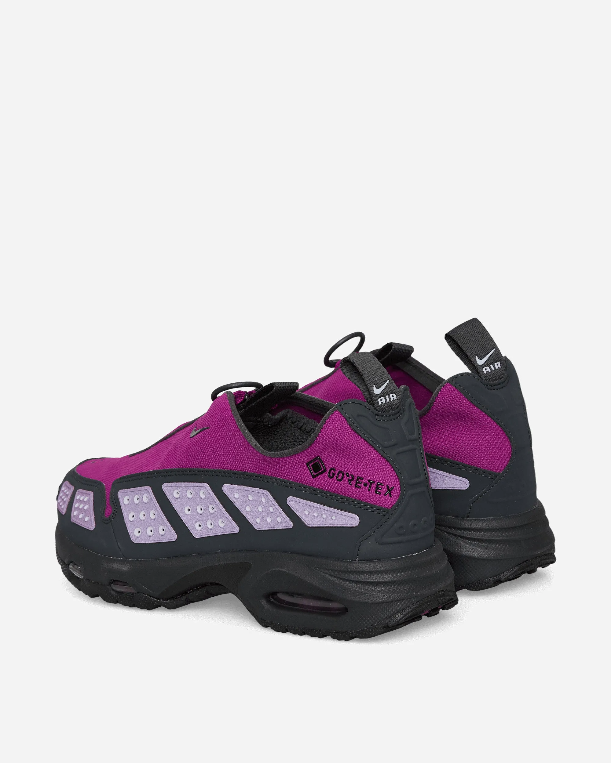 Fashion Element Dynamic Use Women's Air Max SNDR GORE-TEX Sneakers Bold Berry / Dark Smoke Grey
