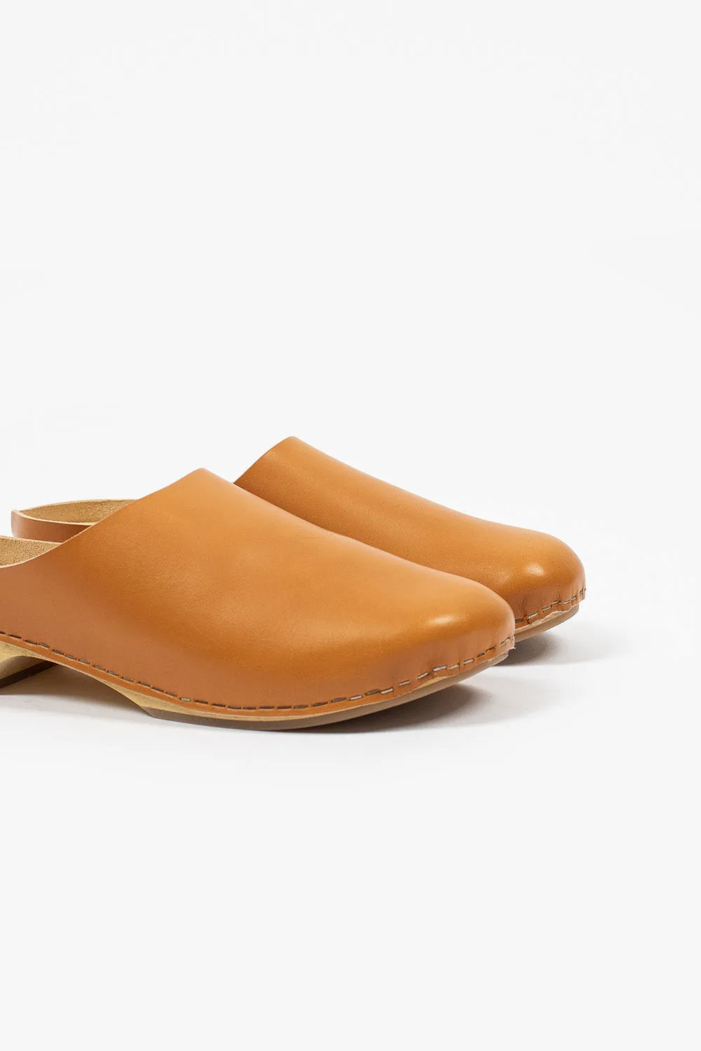 Low Leather Clog Natural City Lifestyle