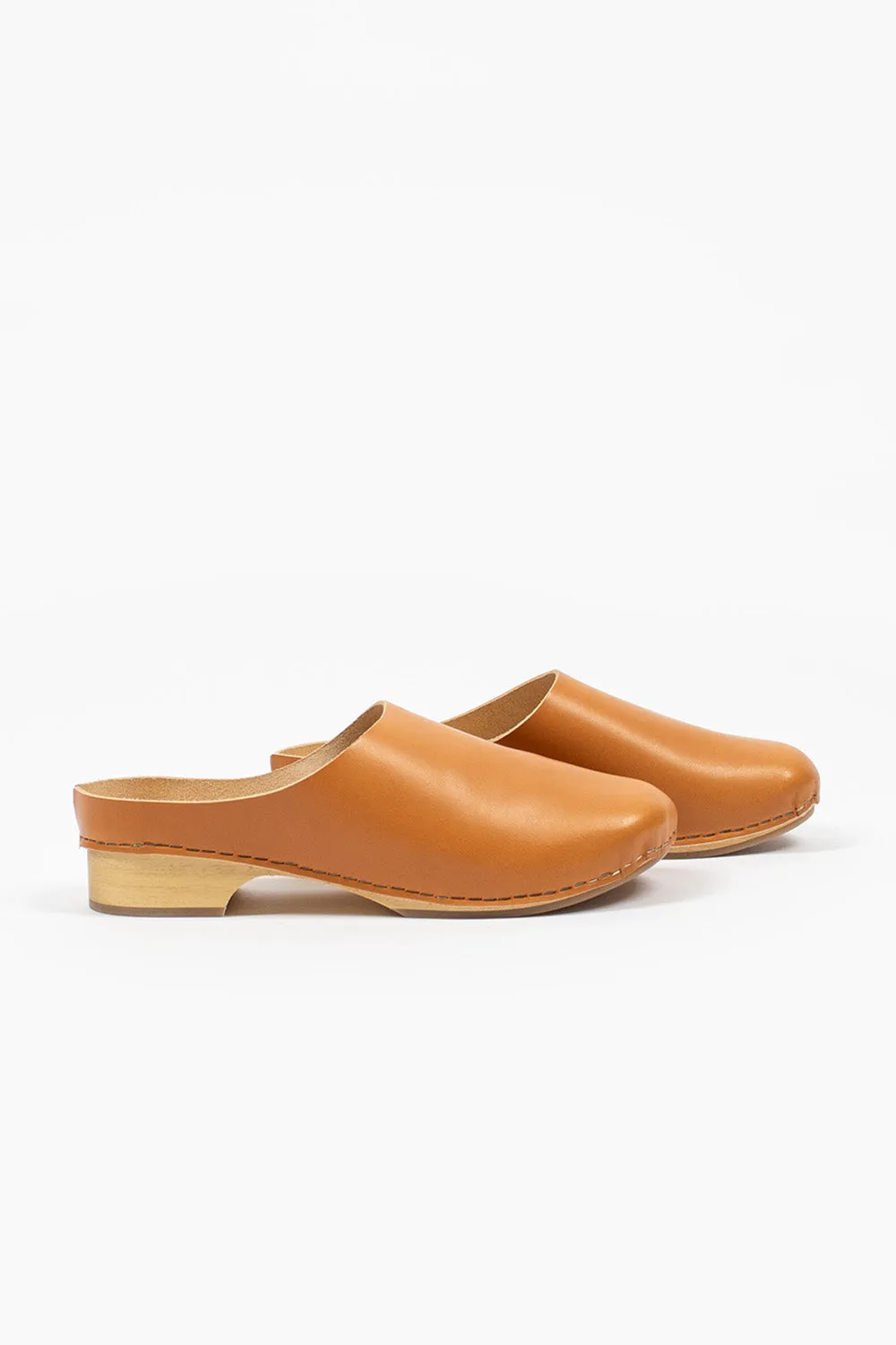 Youth Style Low Leather Clog Natural