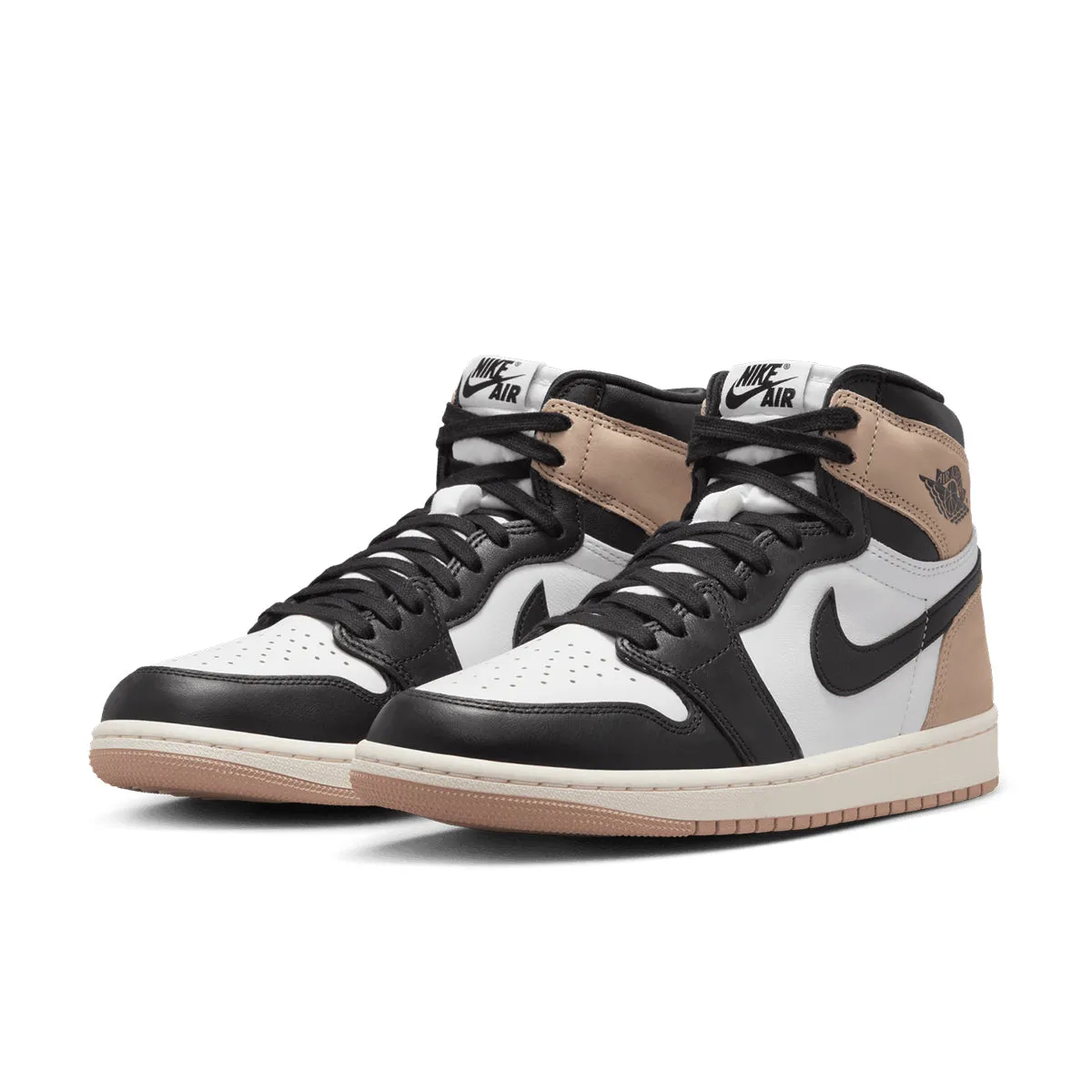 Chic Form Trail Run Wmns Air Jordan 1 Retro High 'Latte'
