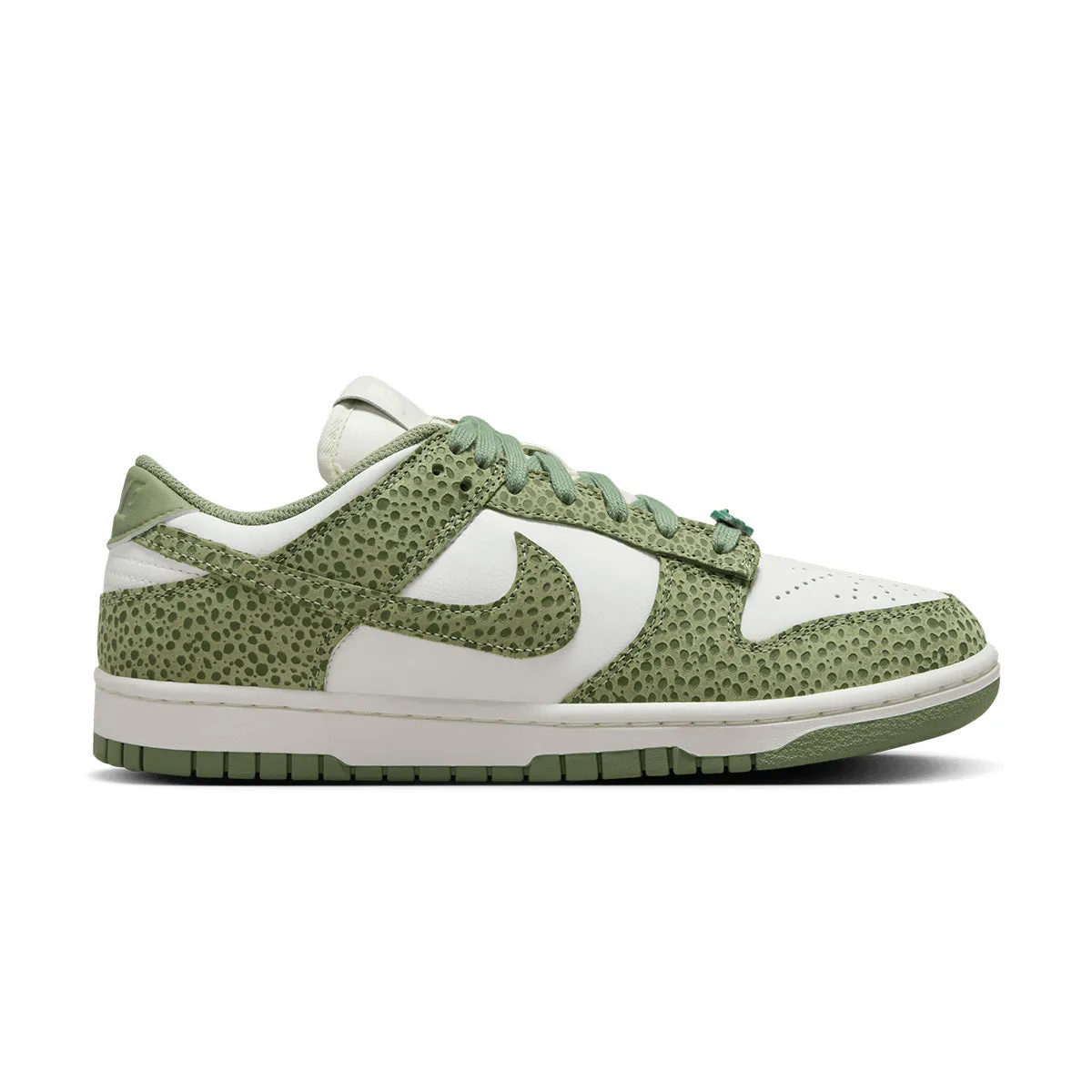 Wmns Dunk Low Premium 'Safari Honeydew' Clean Surface