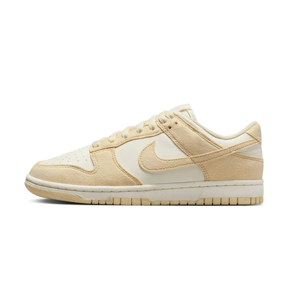 Wmns Dunk Low 'Soft Pearl' Dribble Hike Essential Wear
