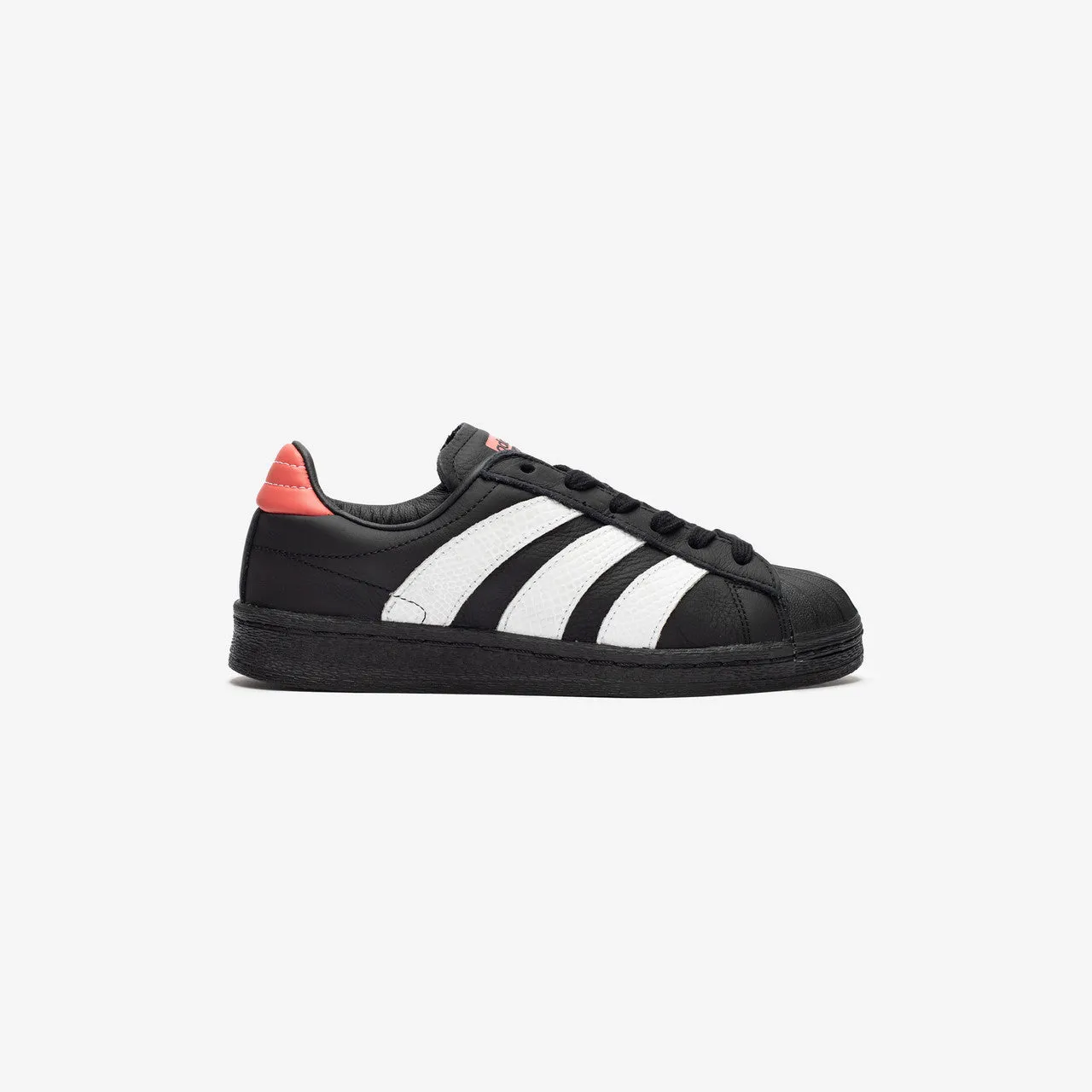 Wmns Superstar Multi Axial Flex System Comfort Ventilation