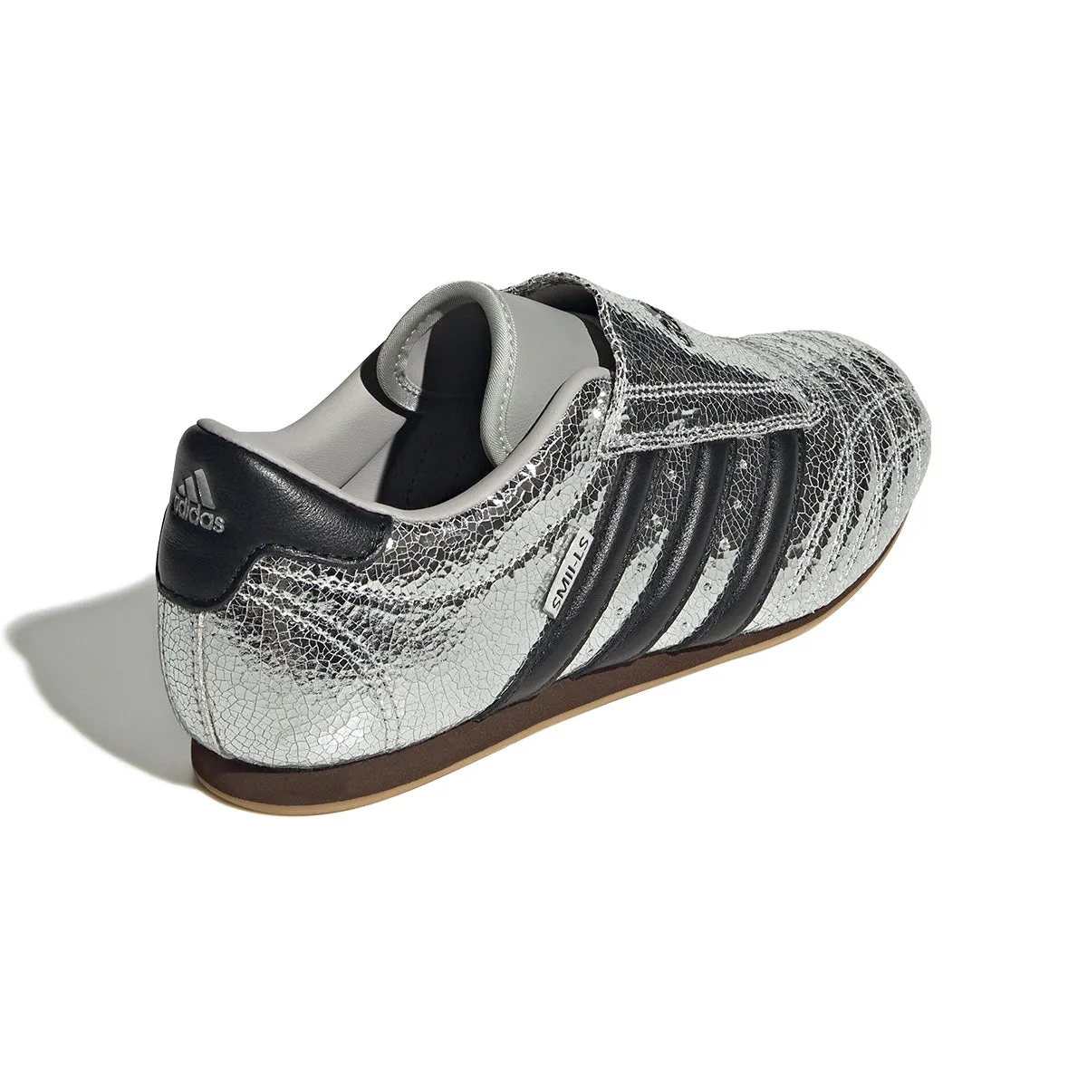 Wmns Taekwondo 'Silver Metallic Black Gum' Travel Must Steady Stride