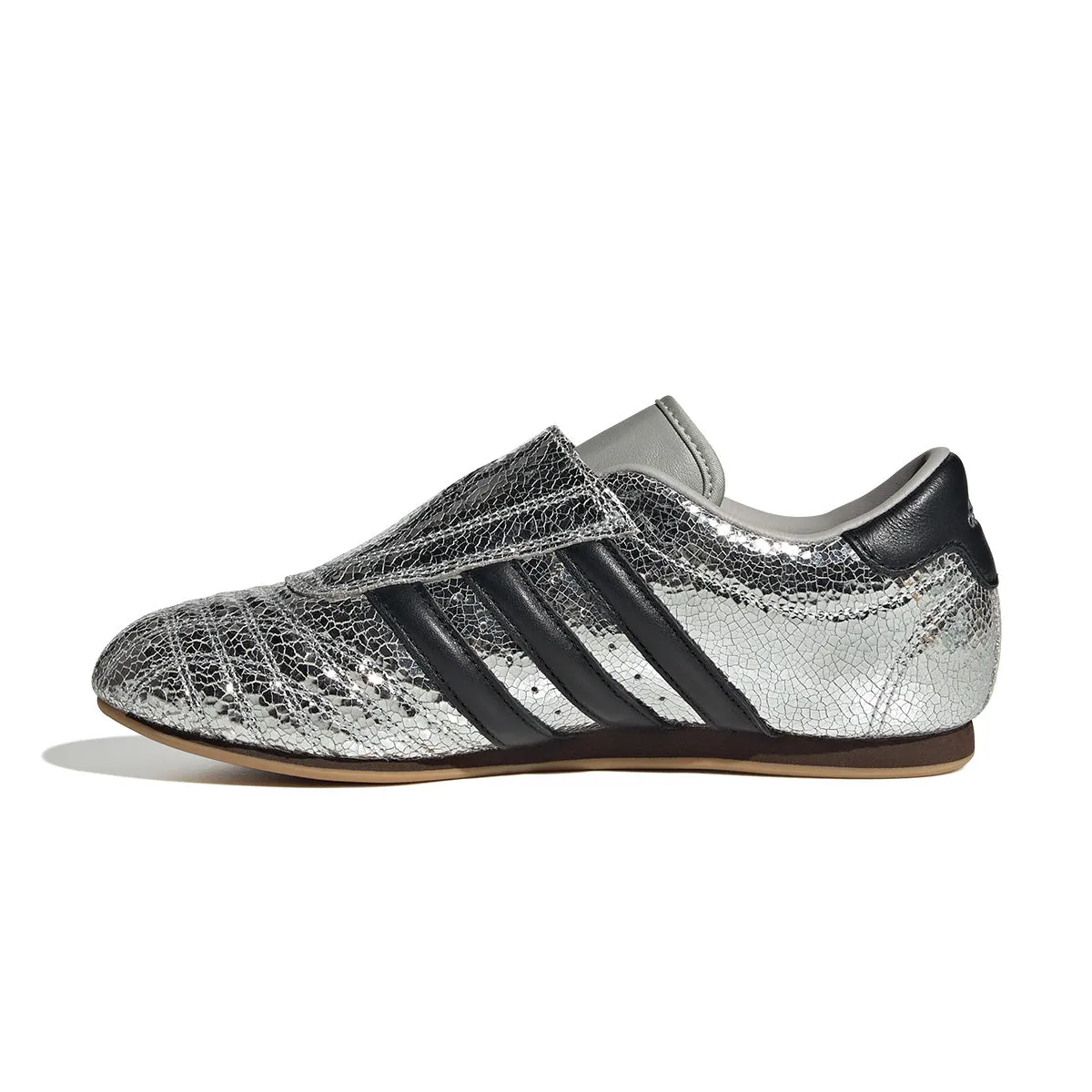 Fall Outfit simple details Wmns Taekwondo 'Silver Metallic Black Gum'