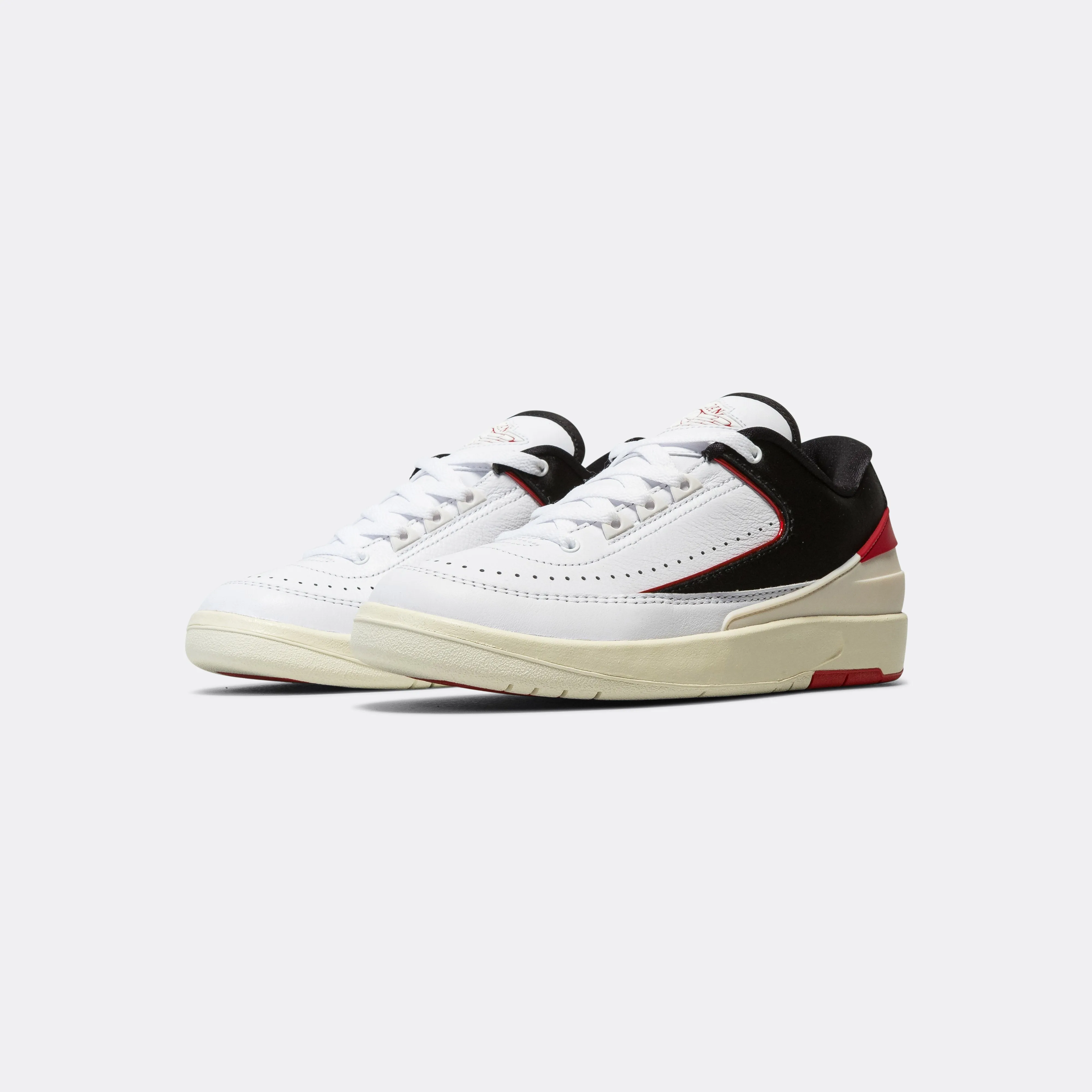 Womens Air Jordan 2 Retro Low - White/University Red-Black-Coconut Milk Non Marking Outsole Sustainable materials