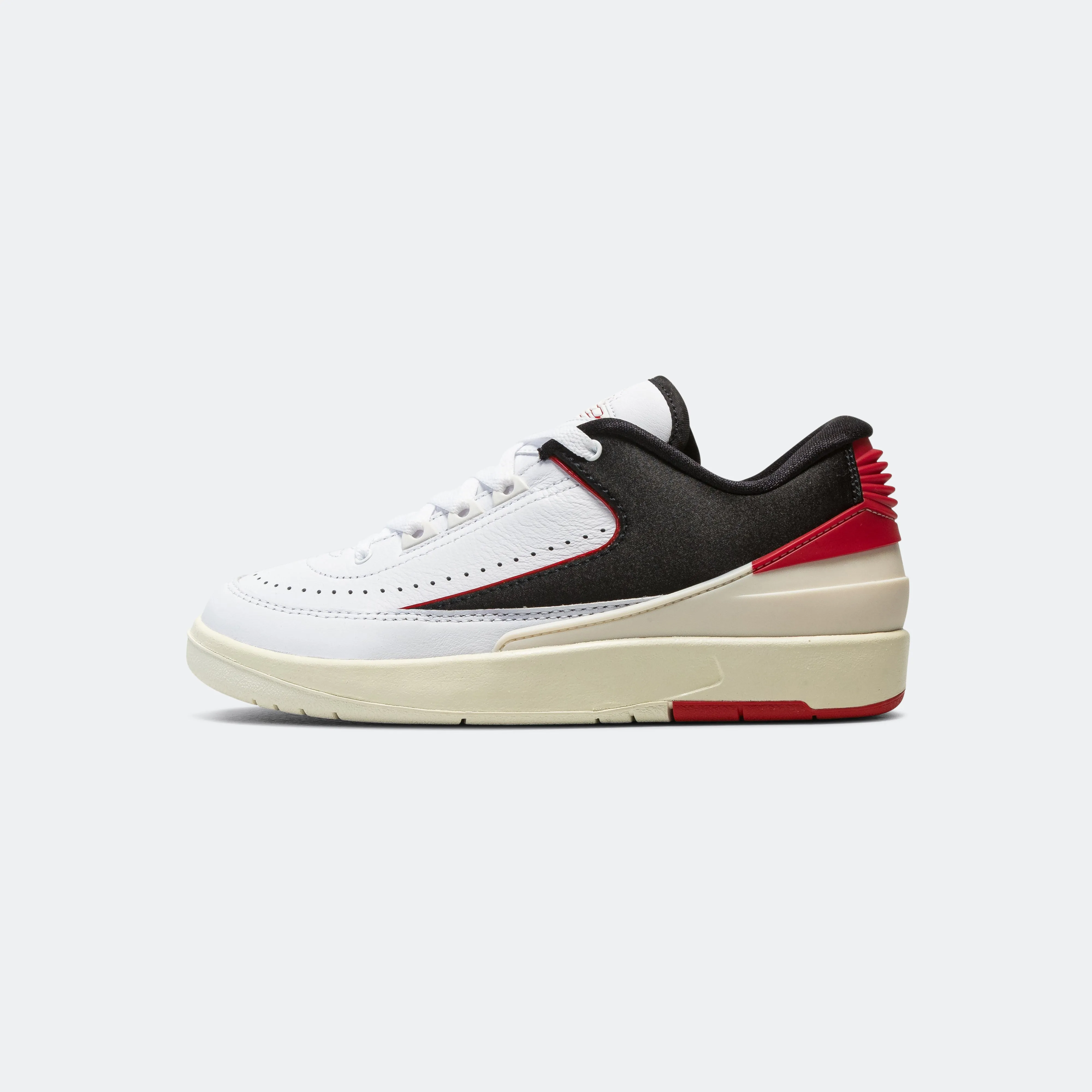 Eco Friendly Dyeing Womens Air Jordan 2 Retro Low - White/University Red-Black-Coconut Milk