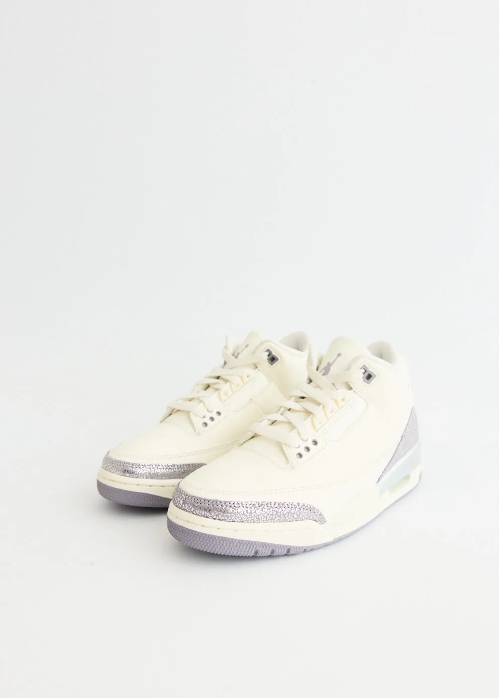 Daily Movement Travel Ease Women's Air Jordan 3 Retro 'Sail Cement Grey' Sneakers