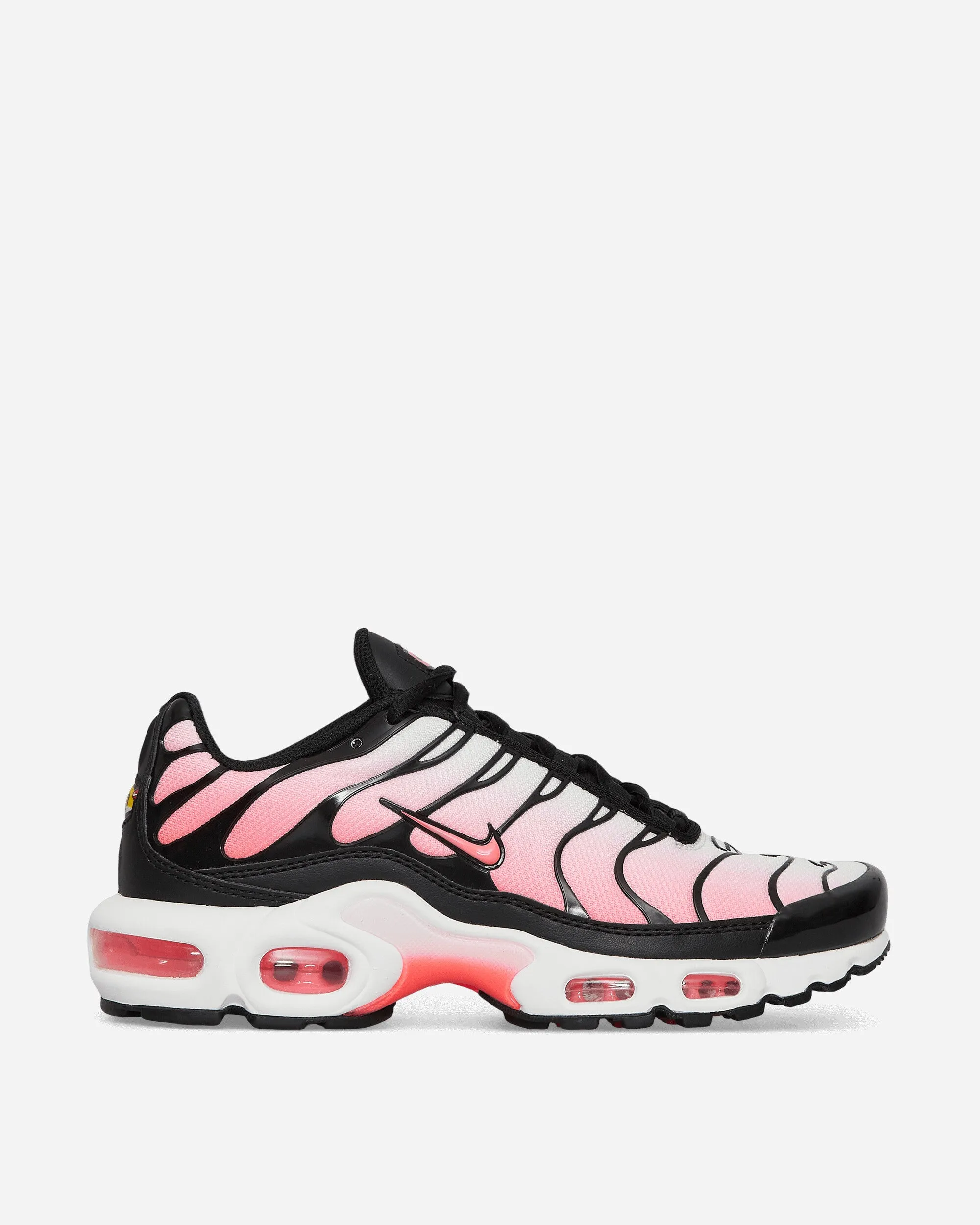 Short Step Sand Step Women's Air Max Plus Sneakers Black / Hot Punch