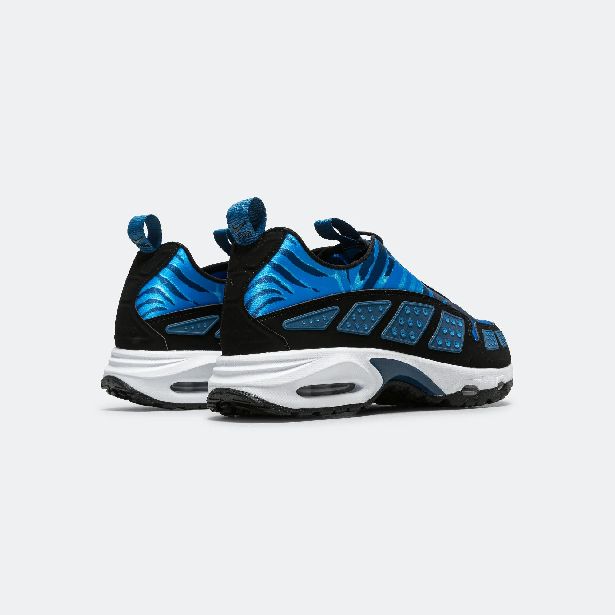 Womens Air Max SNDR - Court Blue/Black-Aluminium-Blue Tint Thermal Regulating Interior Running Compatible
