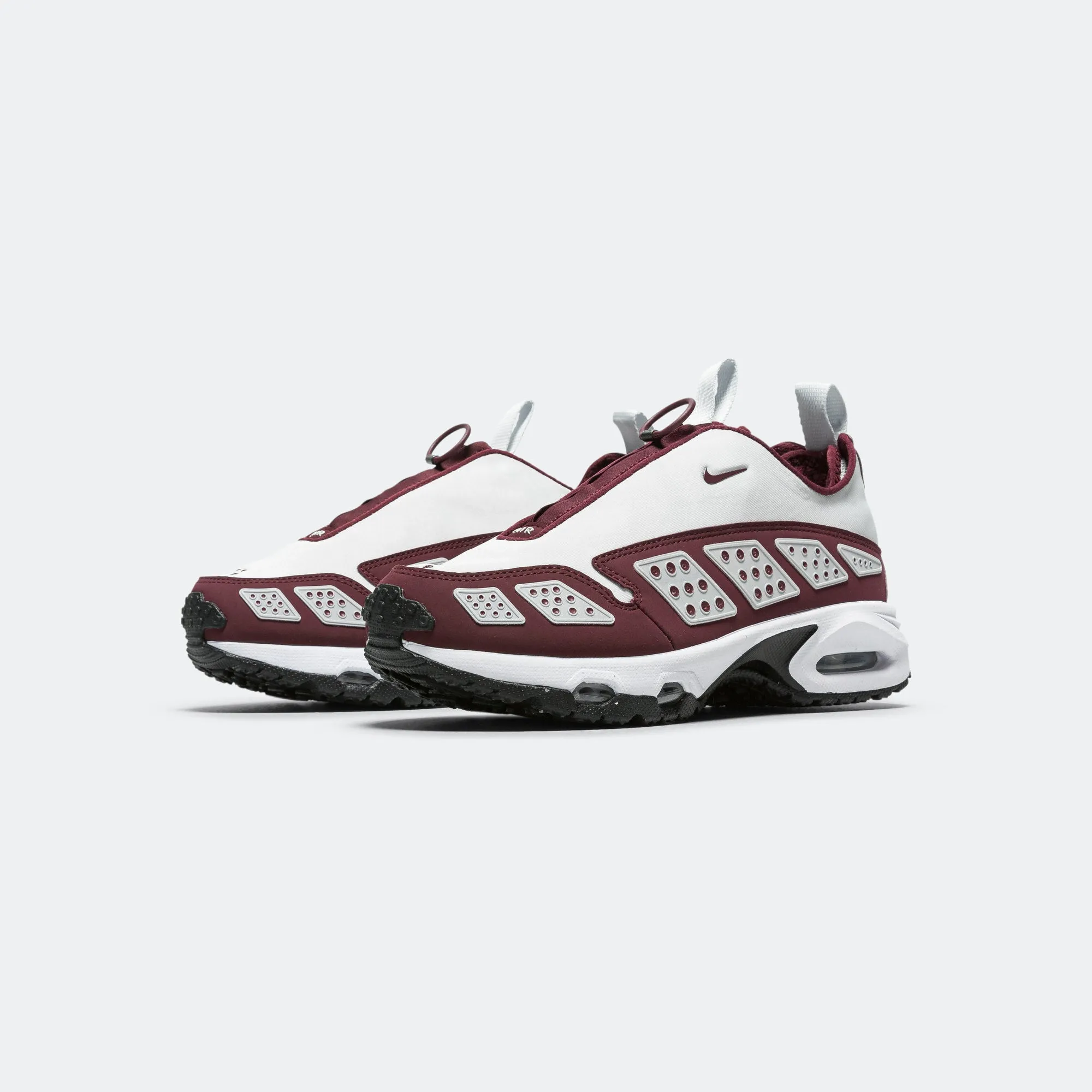 Minimalist Style Seam Free Interior Womens Air Max SNDR - Photon Dust/Night Maroon-Black-White