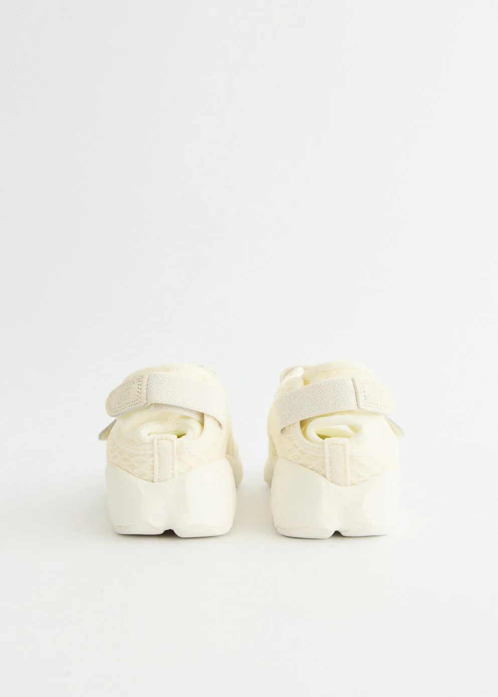 Medit Cool Comfy Base Women's Air Rift 'Sail' Sneakers