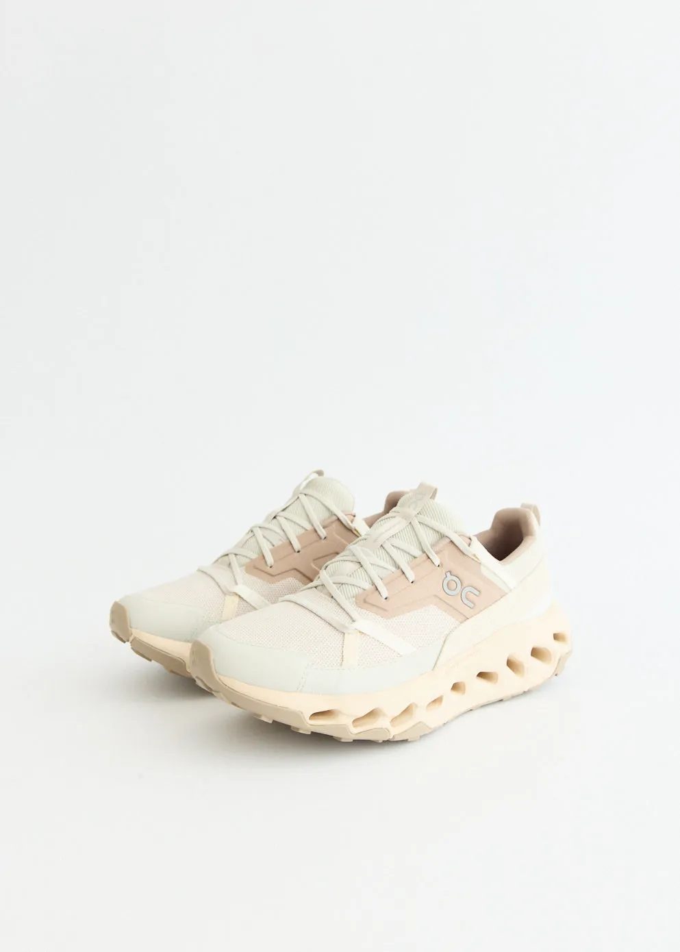 Cushioned Step Outfit Essential Women's Cloudhorizon Sneakers