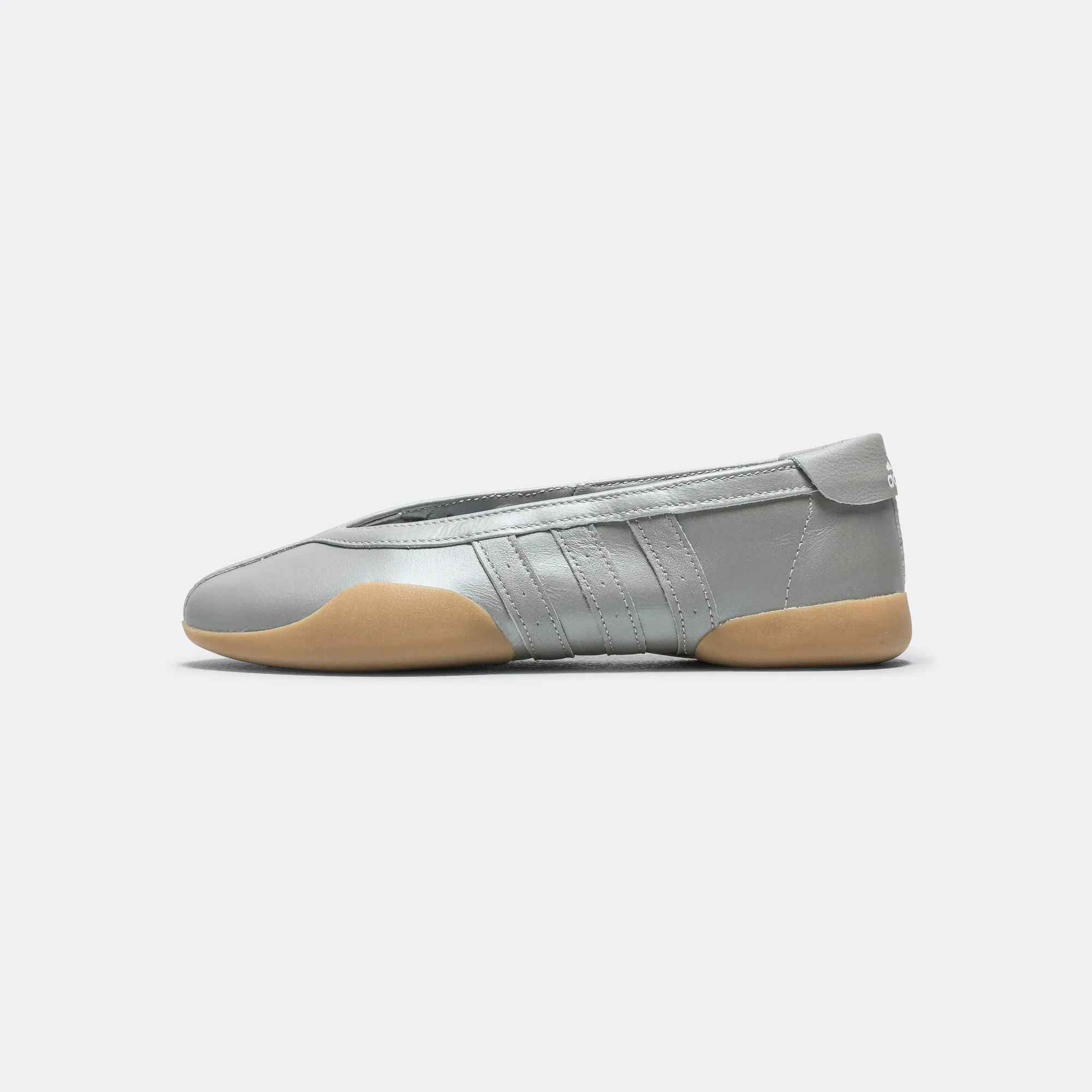 Womens Taekwondo Mei Ballet - Silver Metallic/Gum Active City Quick Dry Liner