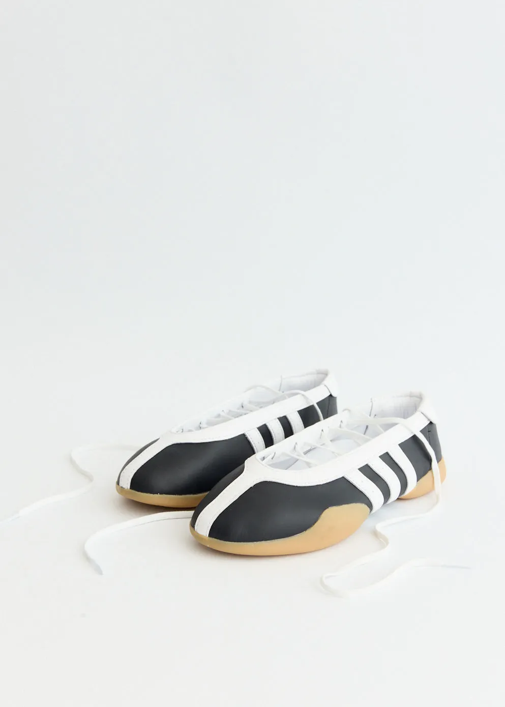 Women's Taekwondo Mei 'Core Black' Ballet Sneakers Travel Walk