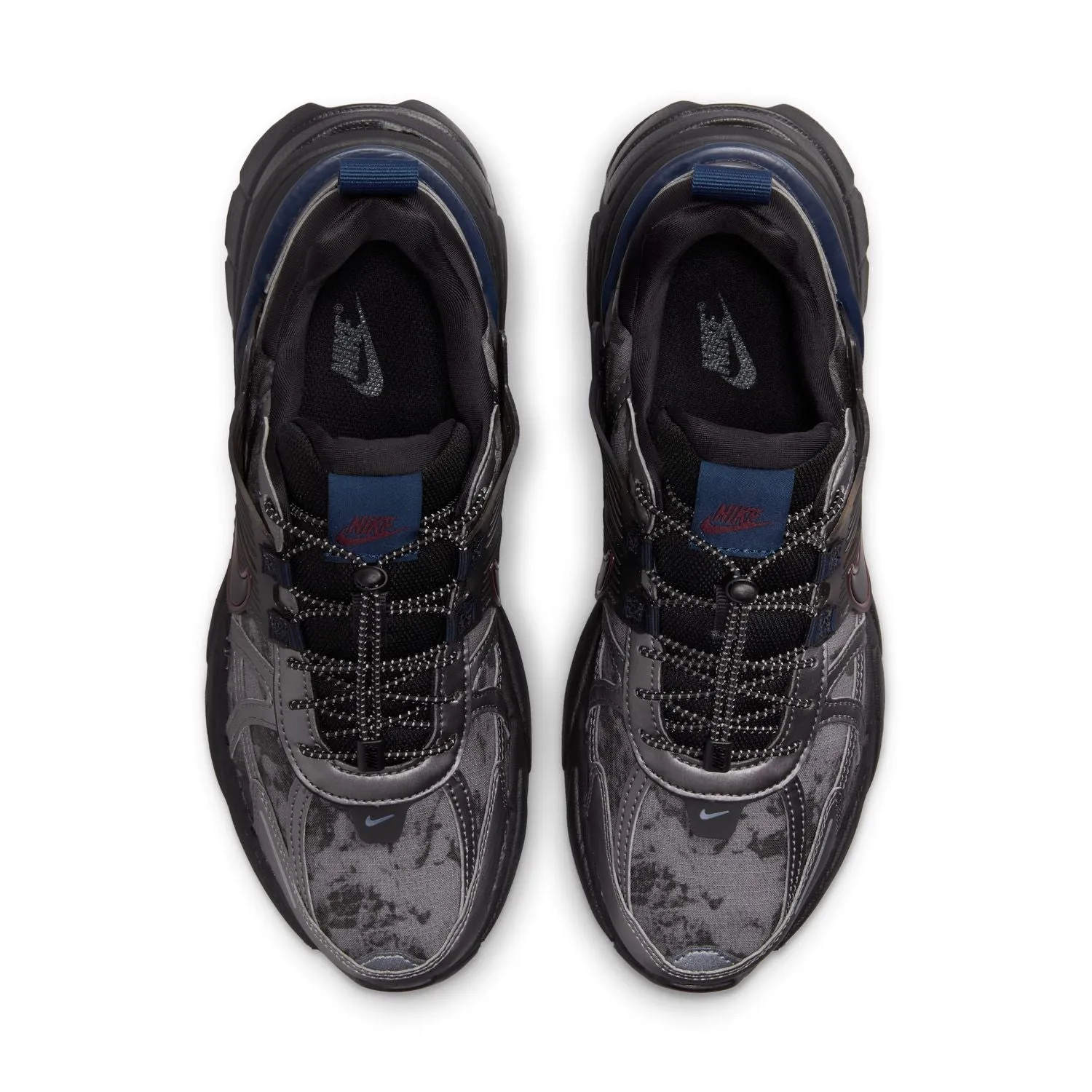 V2K Run 'Metallic Dark Grey' Relax Step Lean Form