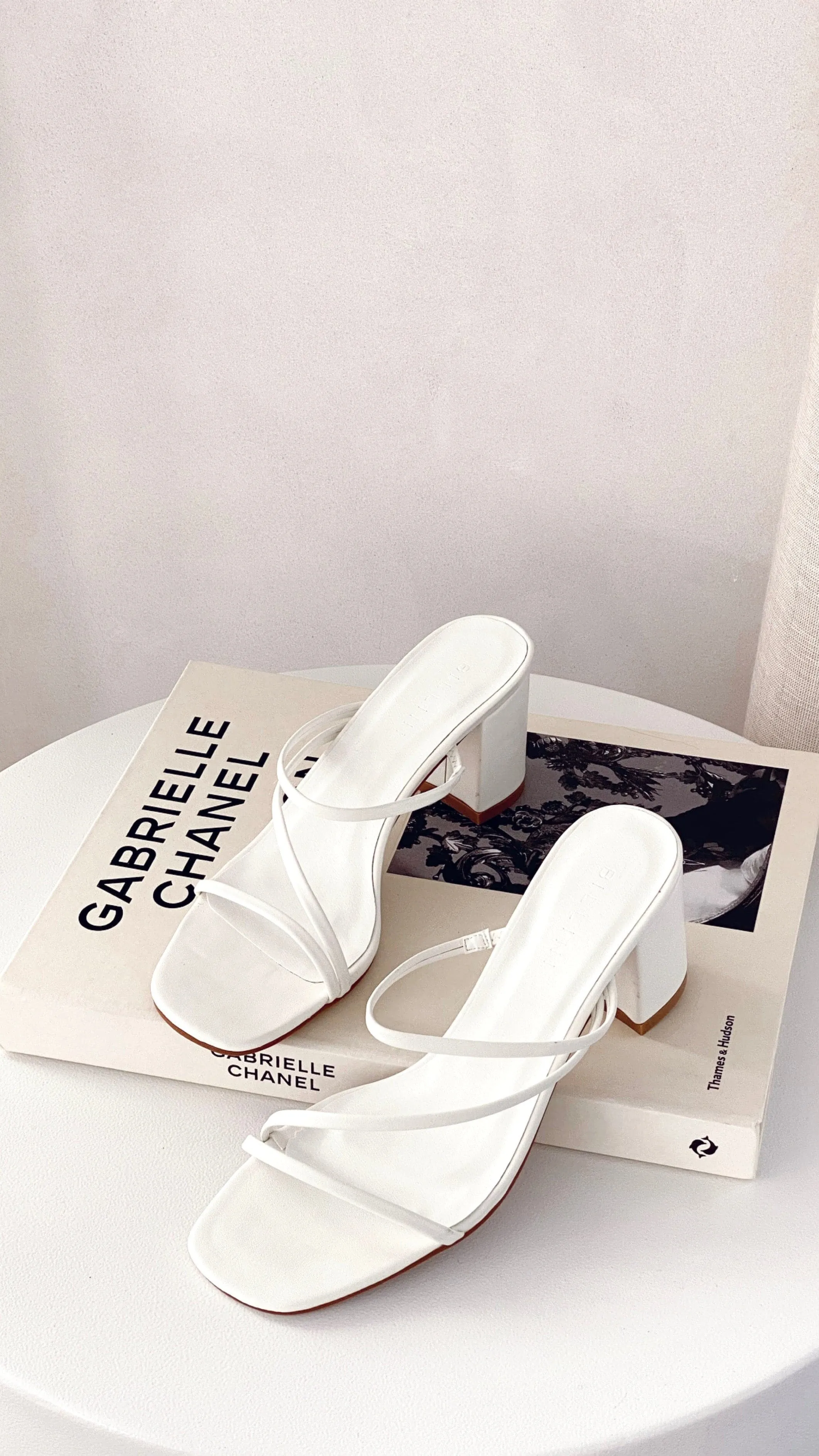 Yazmin Heel - White Red Heel