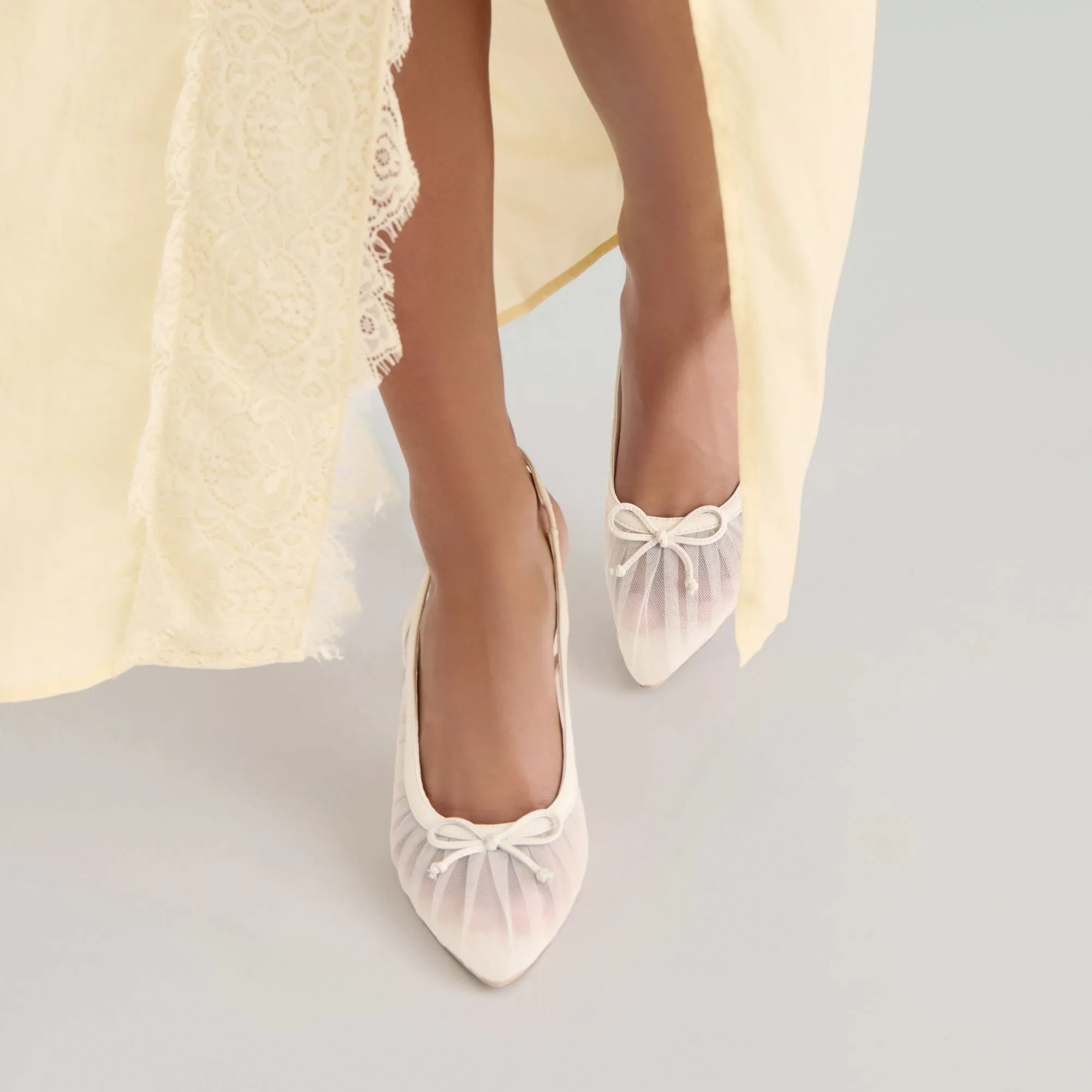 Smooth Surface Classic Wedding Heels YELA HEELS WHITE TULLE