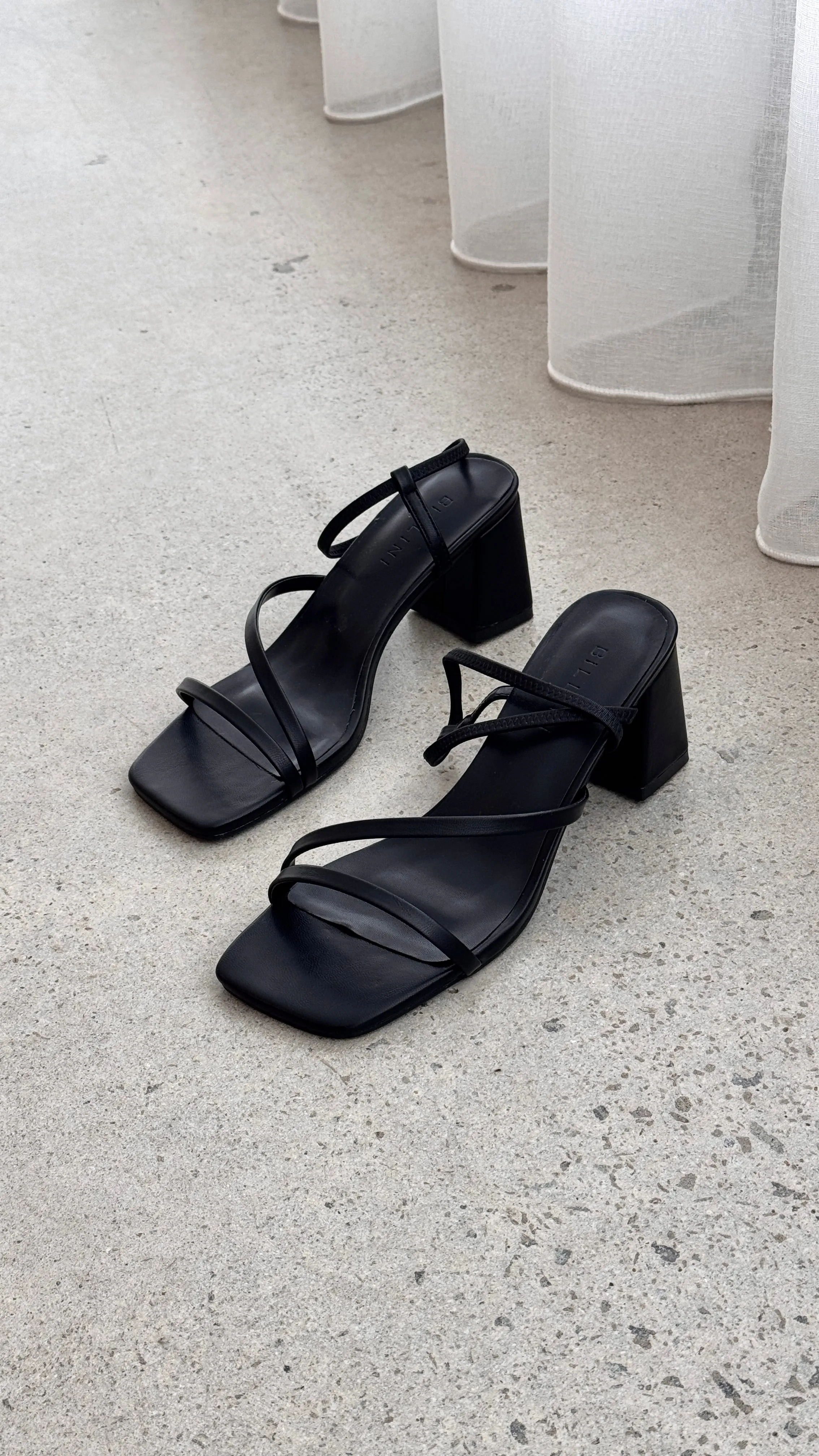 Classic Charm Yulia Heel - Black