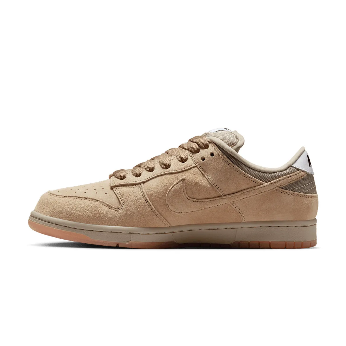 SB Dunk Low Pro B 'Parachute Beige' Travel Essentials