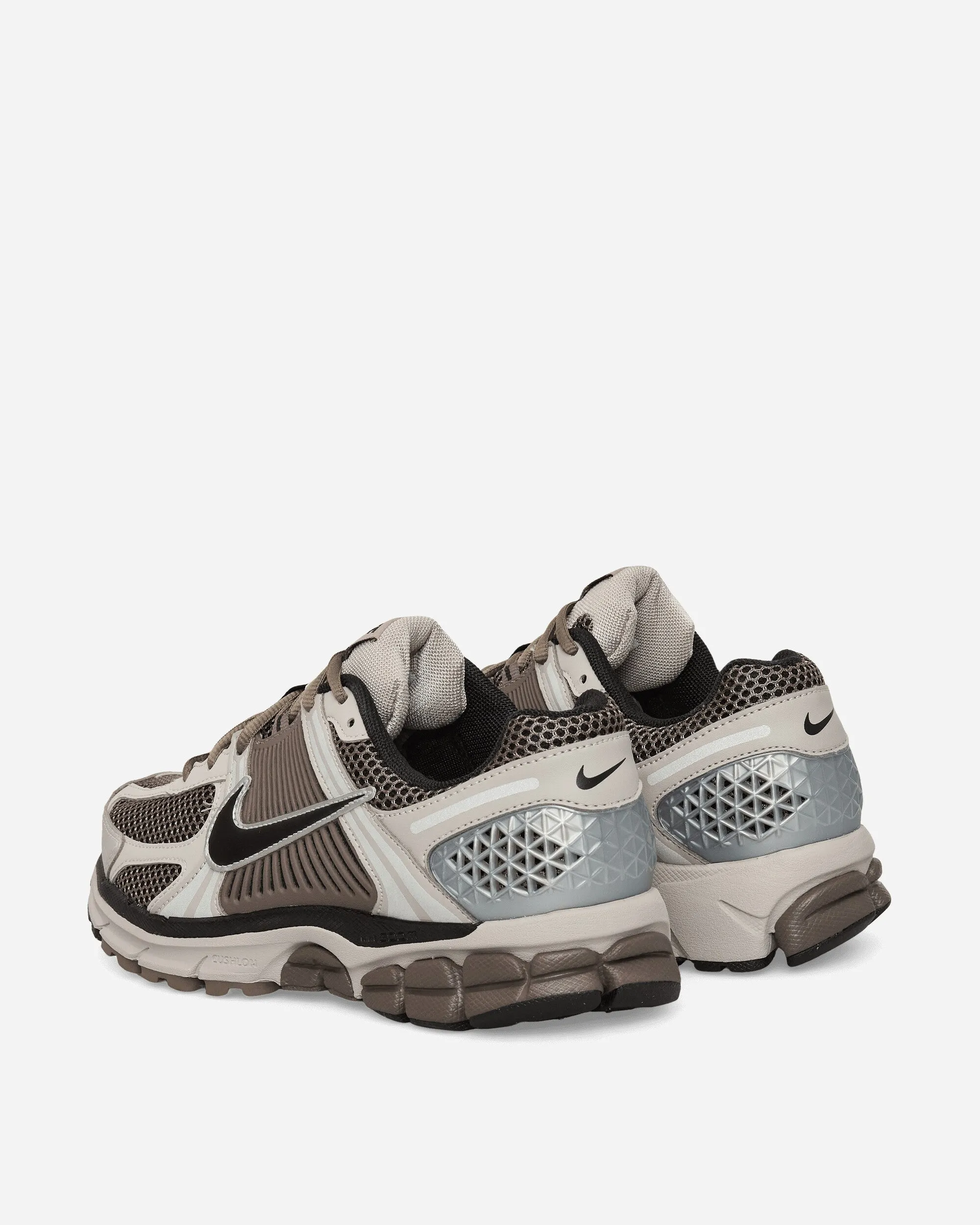 Zoom Vomero 5 Sneakers College Grey / Black / Cave Stone Soft Padding